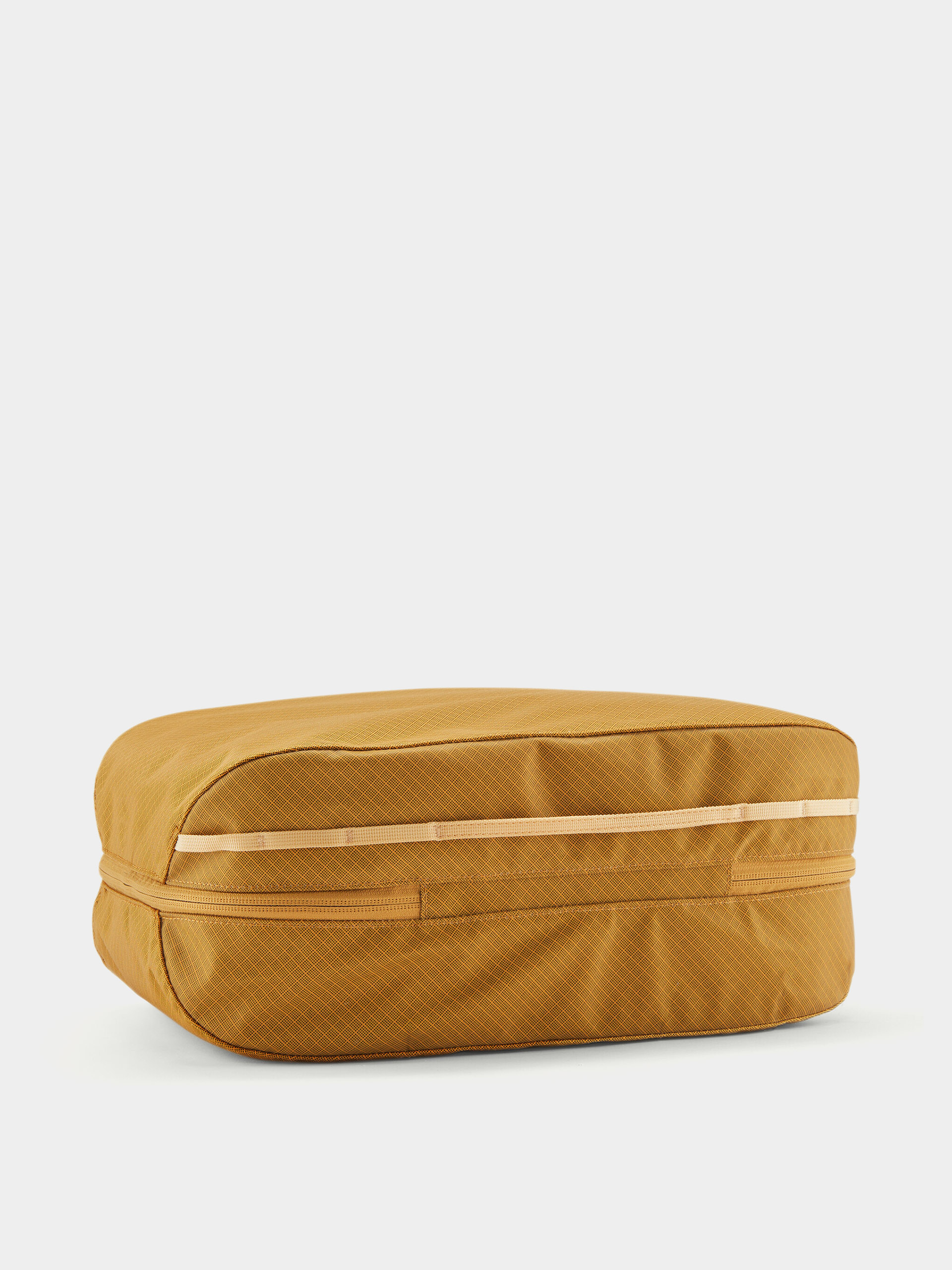 Patagonia Kosmetiktasche Black Hole Cube 14L (pufferfish gold w/beeswax tan)