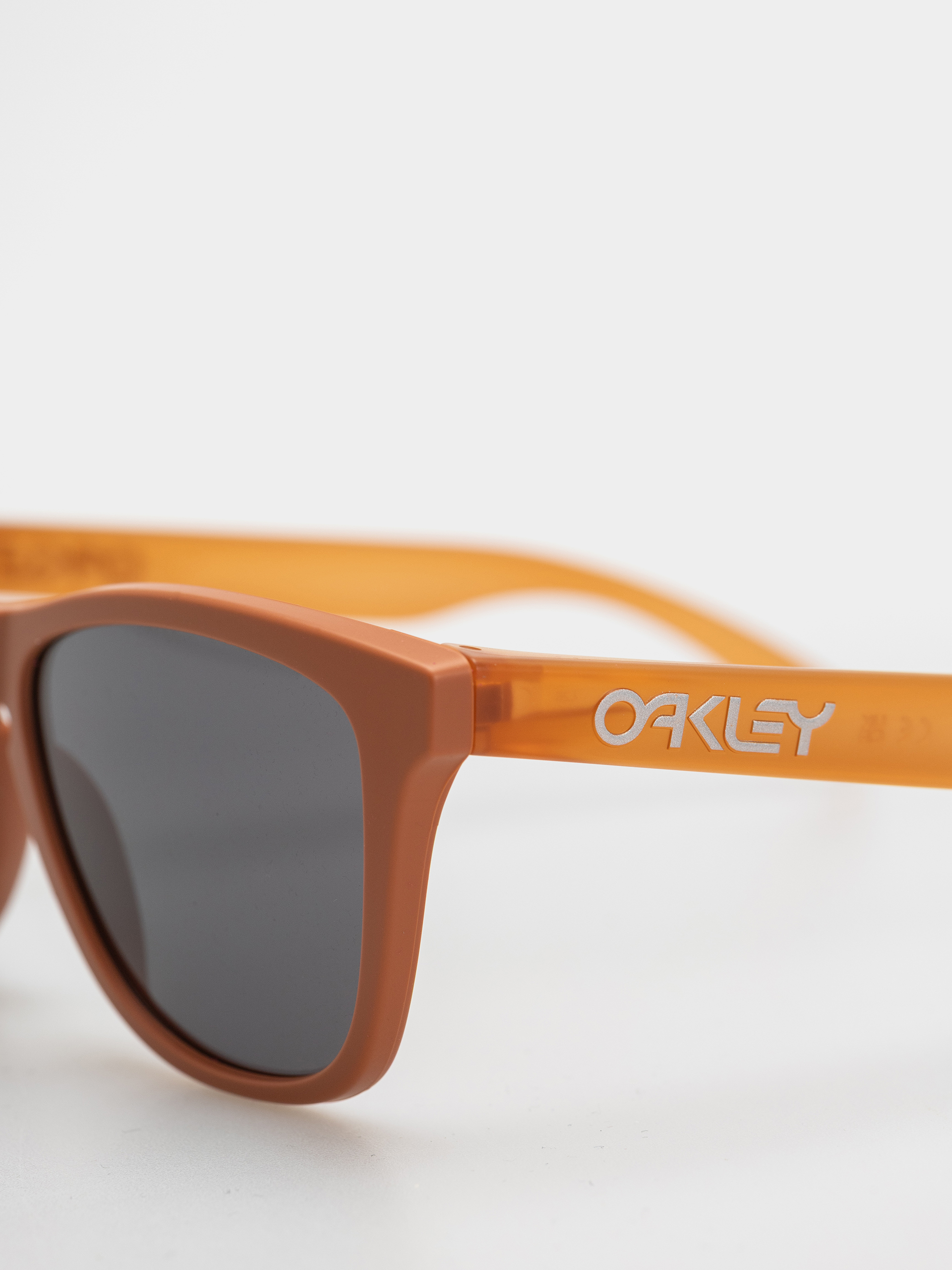 Oakley Sunglasses Frogskins (matte ginger/prizm grey)