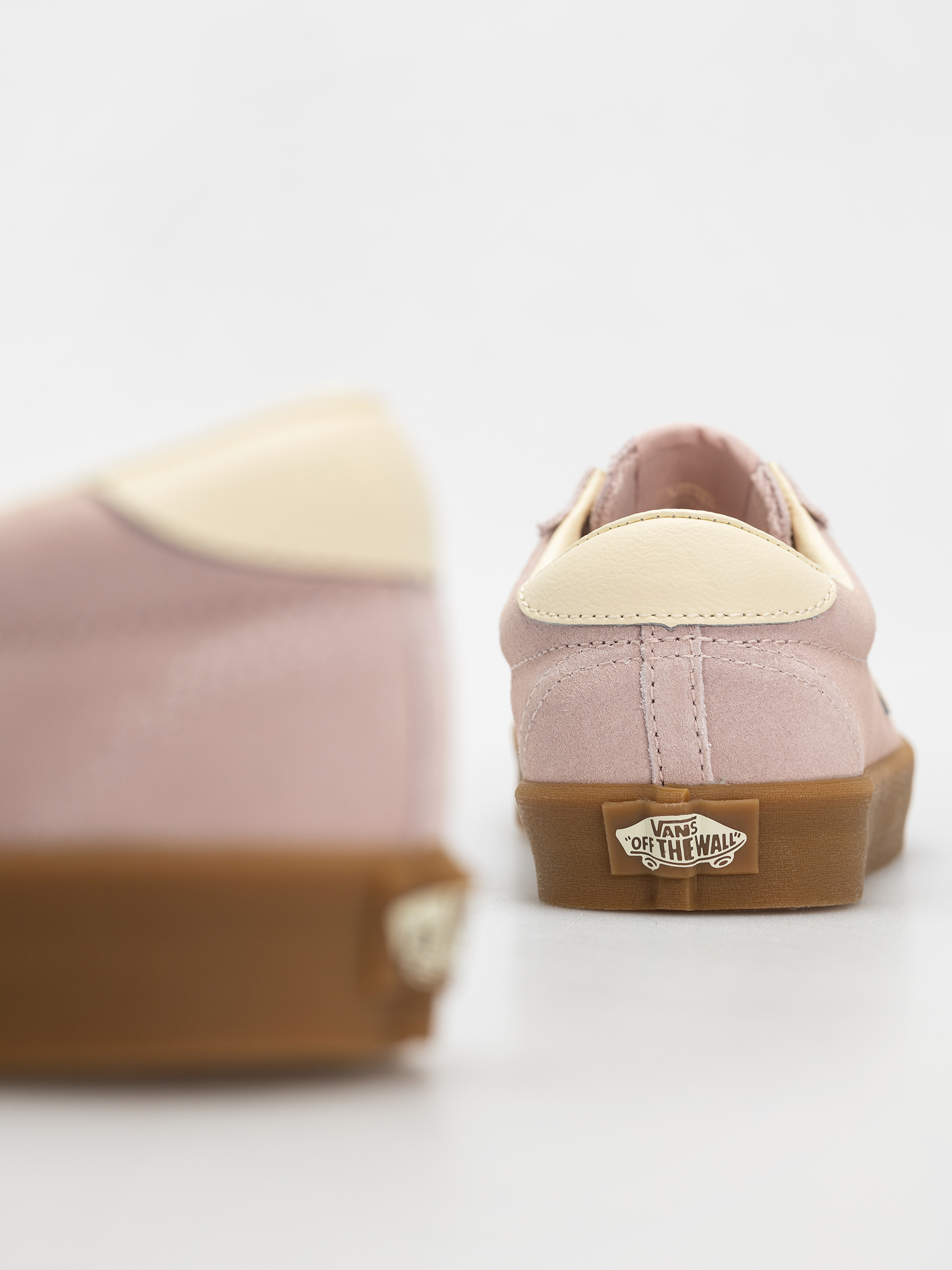 国内配送 VANS SPORT LOW GUM SEPIA ROSE Vans Sport Low Sepia Rose - Suede Sneakers - Lace-Up