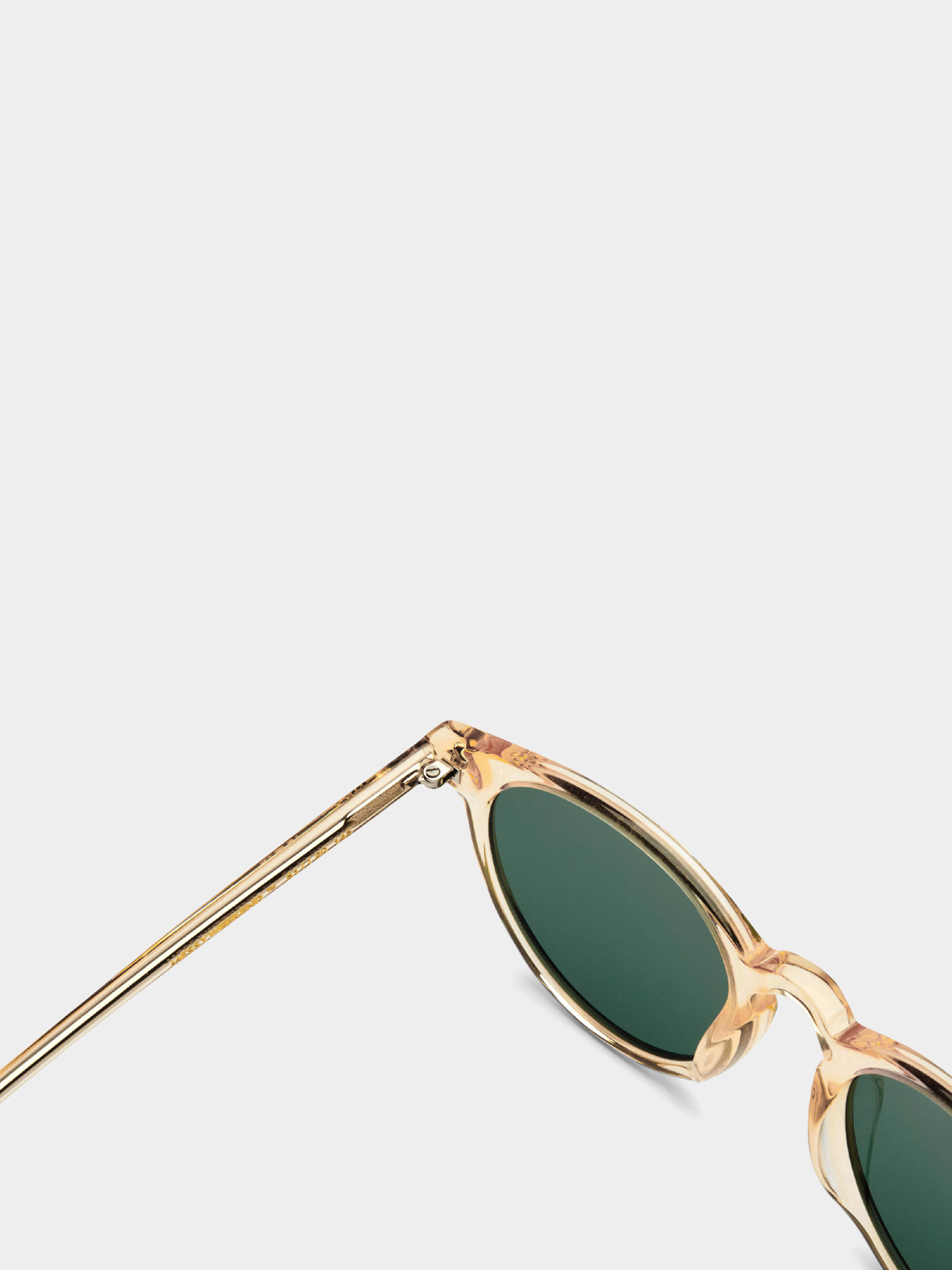 MessyWeekend Sunglasses New Depp (champagne/green)