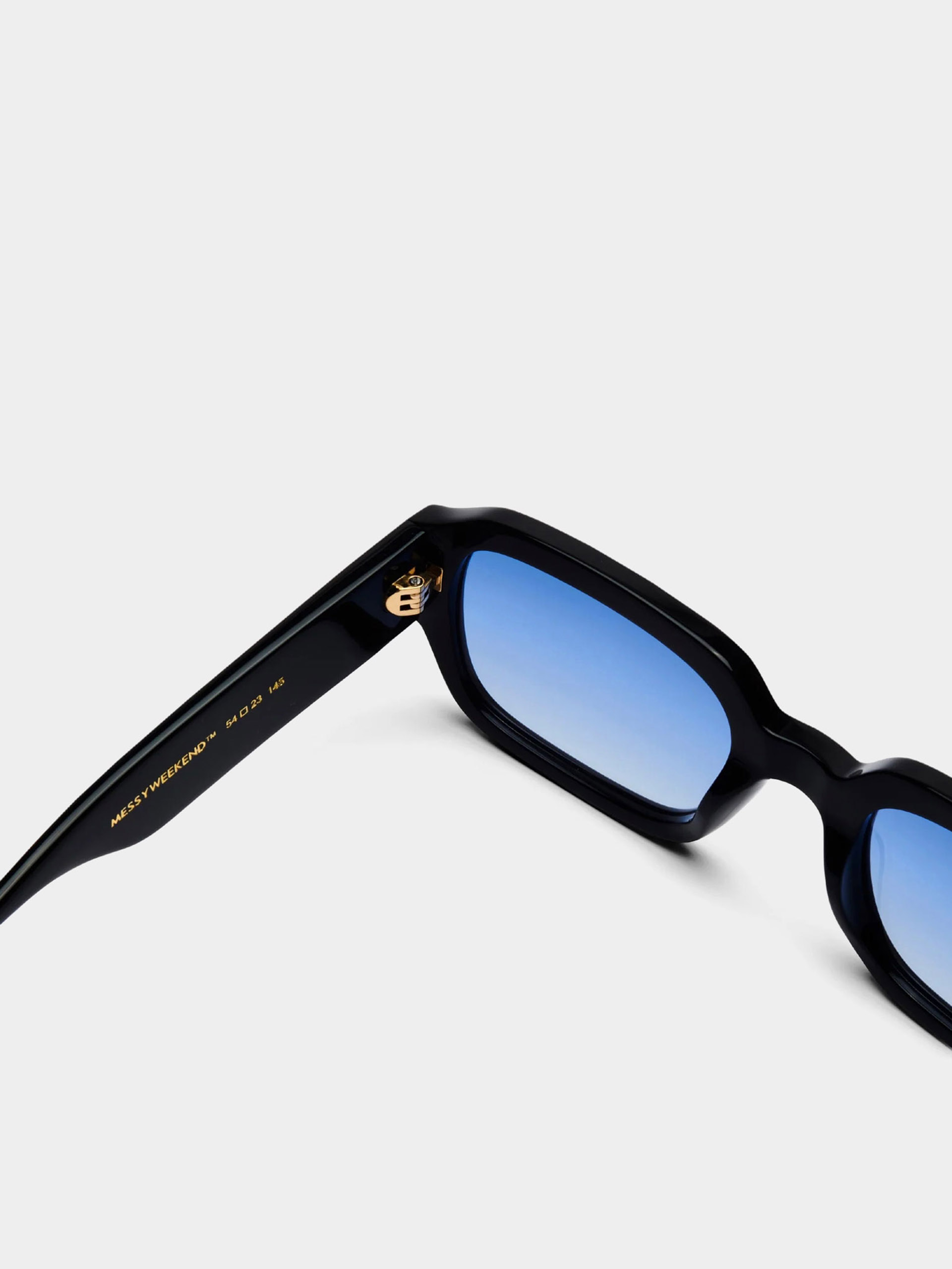 MessyWeekend Sonnenbrille Downey (black/gradient blue)
