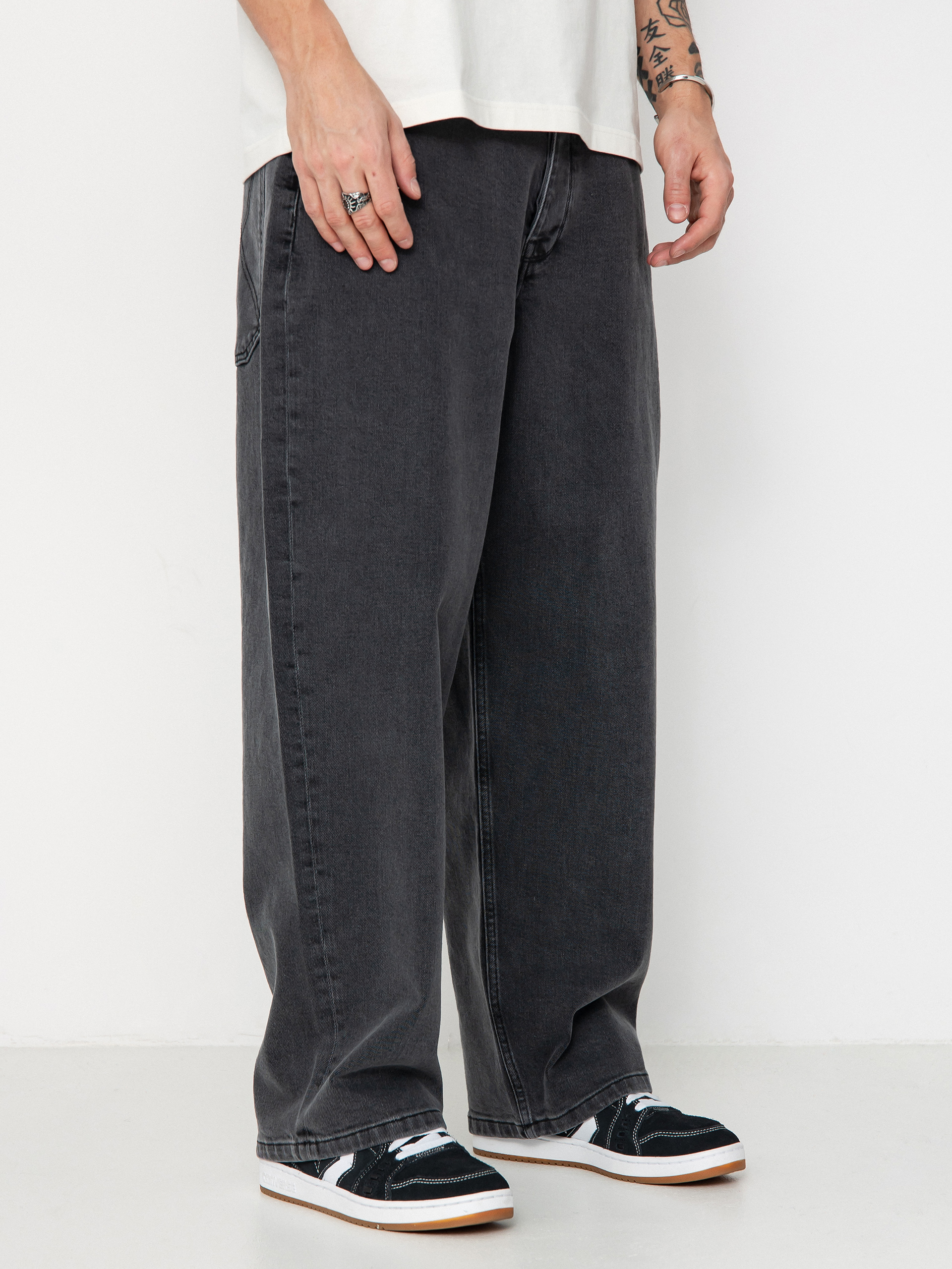 Homeboy X Tra Monster Denim Pants (washed grey)