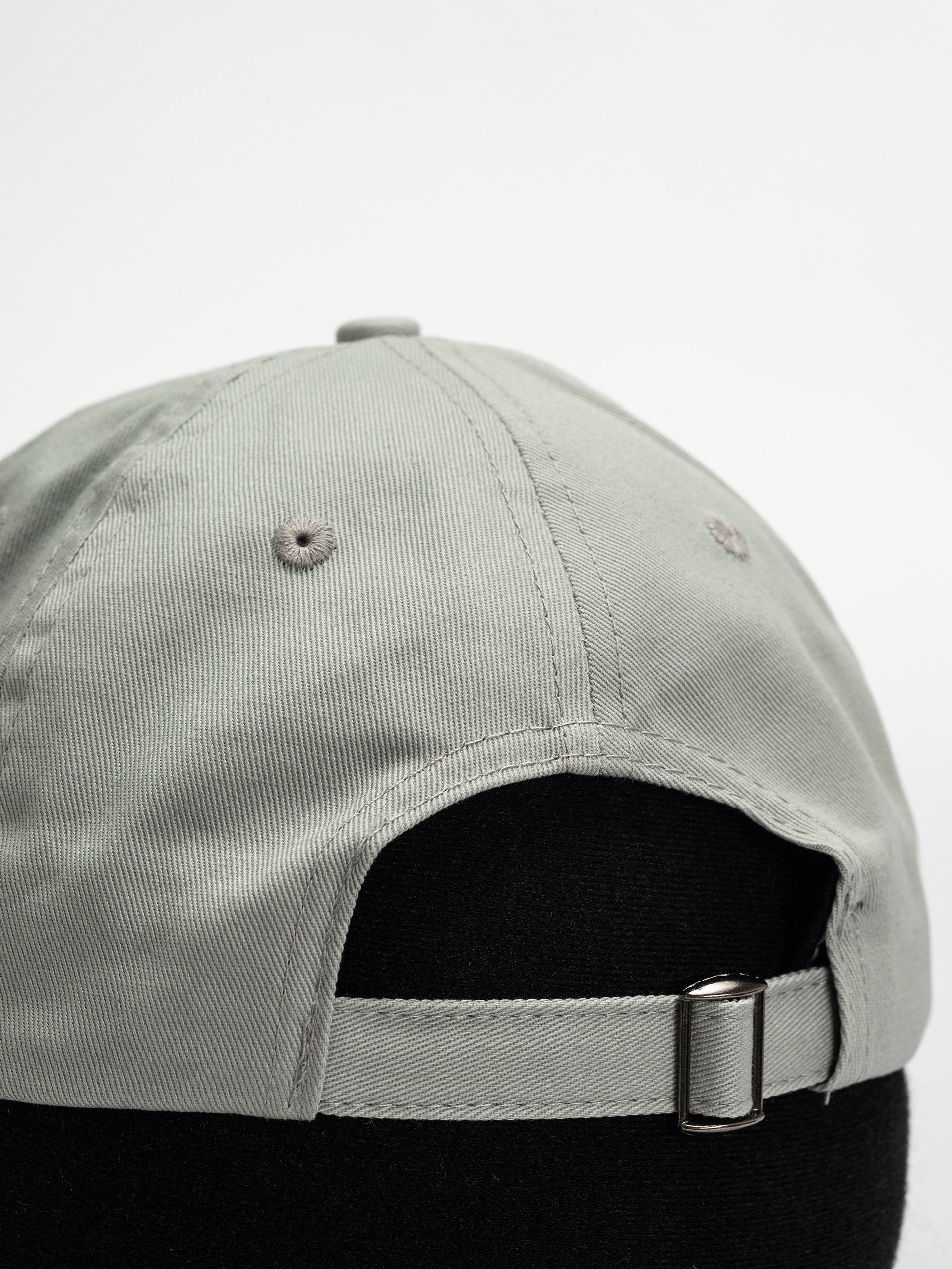 Santa Cruz Cap Guzman Skull (moon rock)