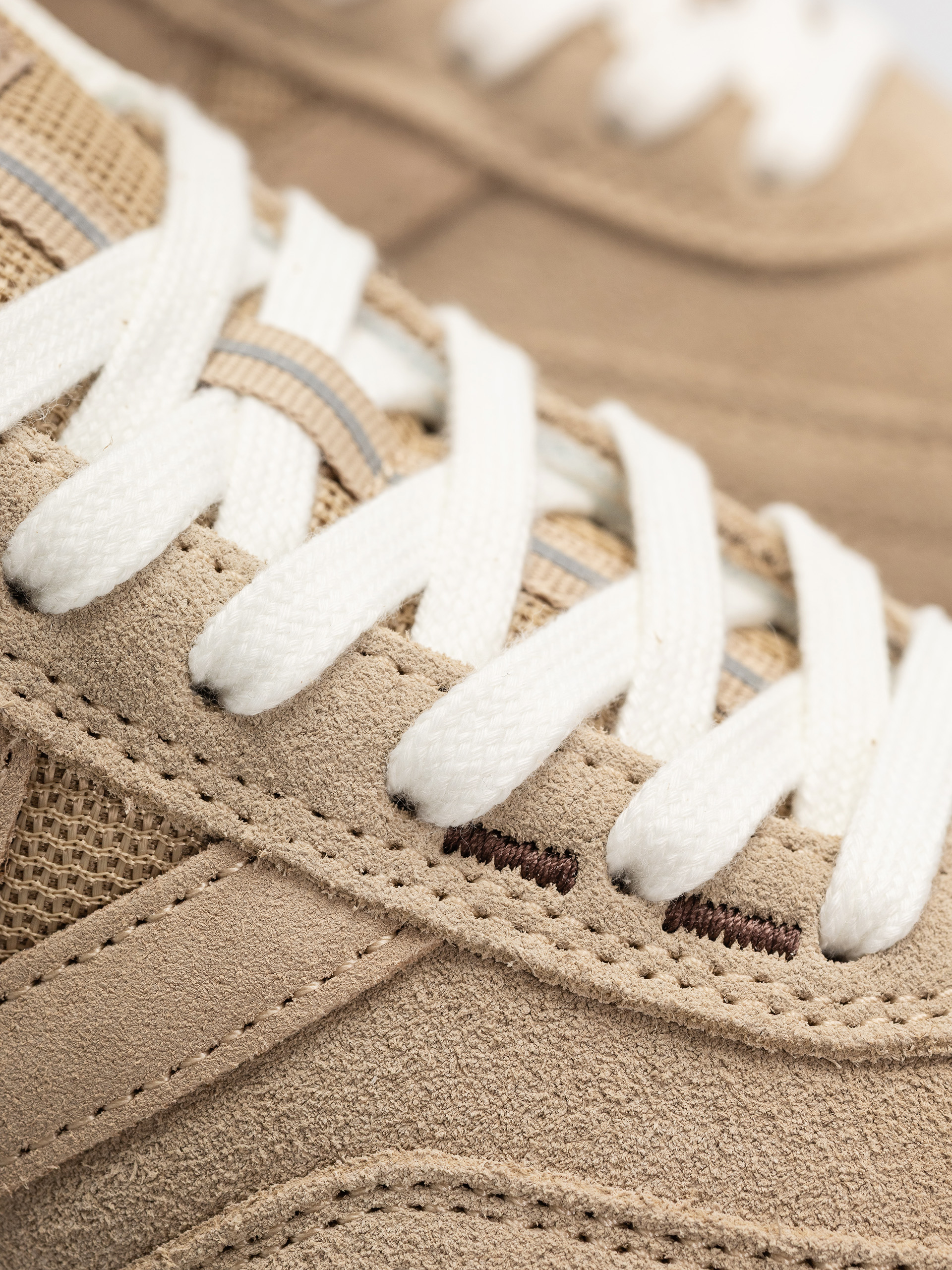New Balance Shoes 440 (beige)