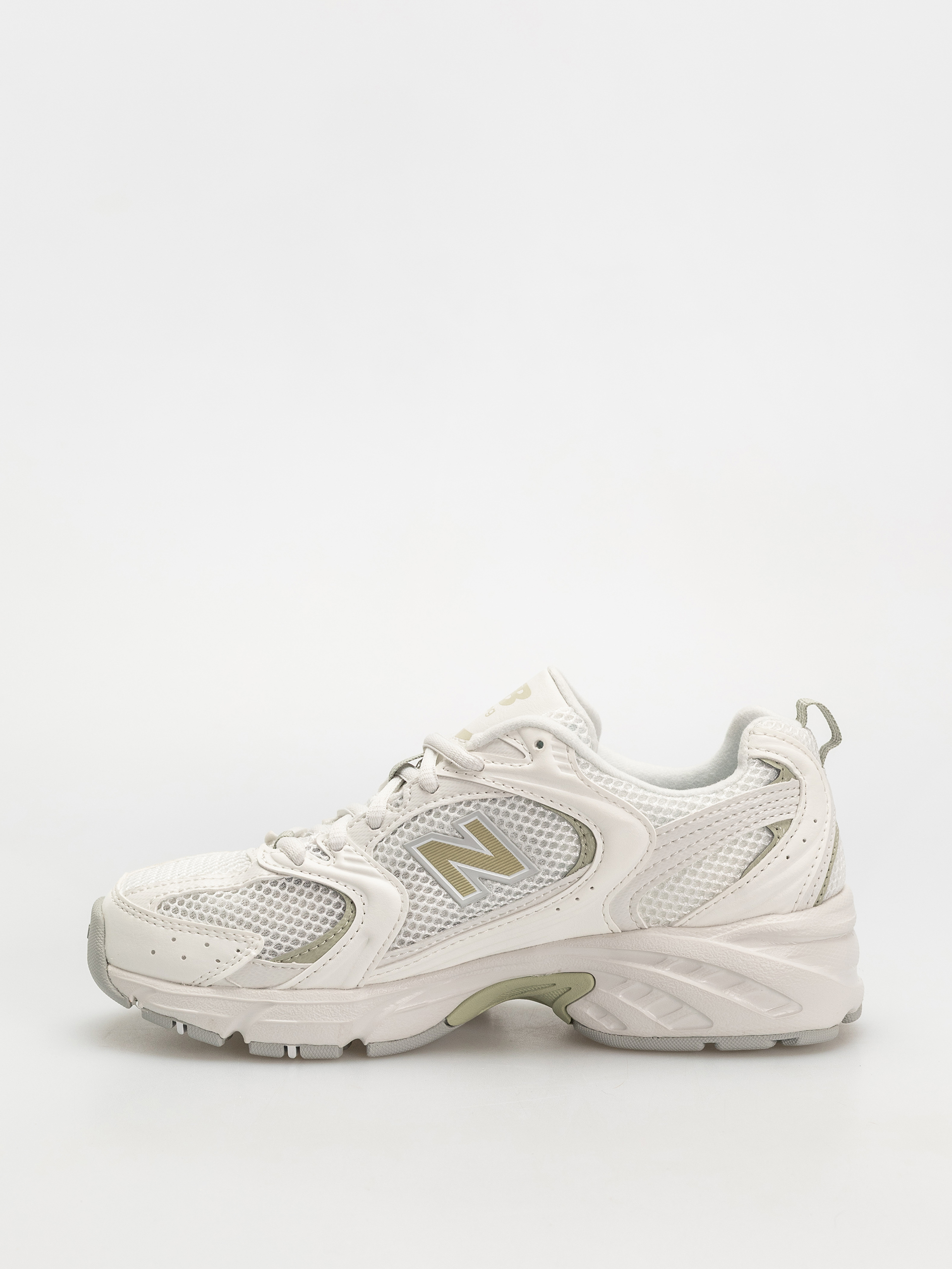 New Balance Shoes 530 (reflection)