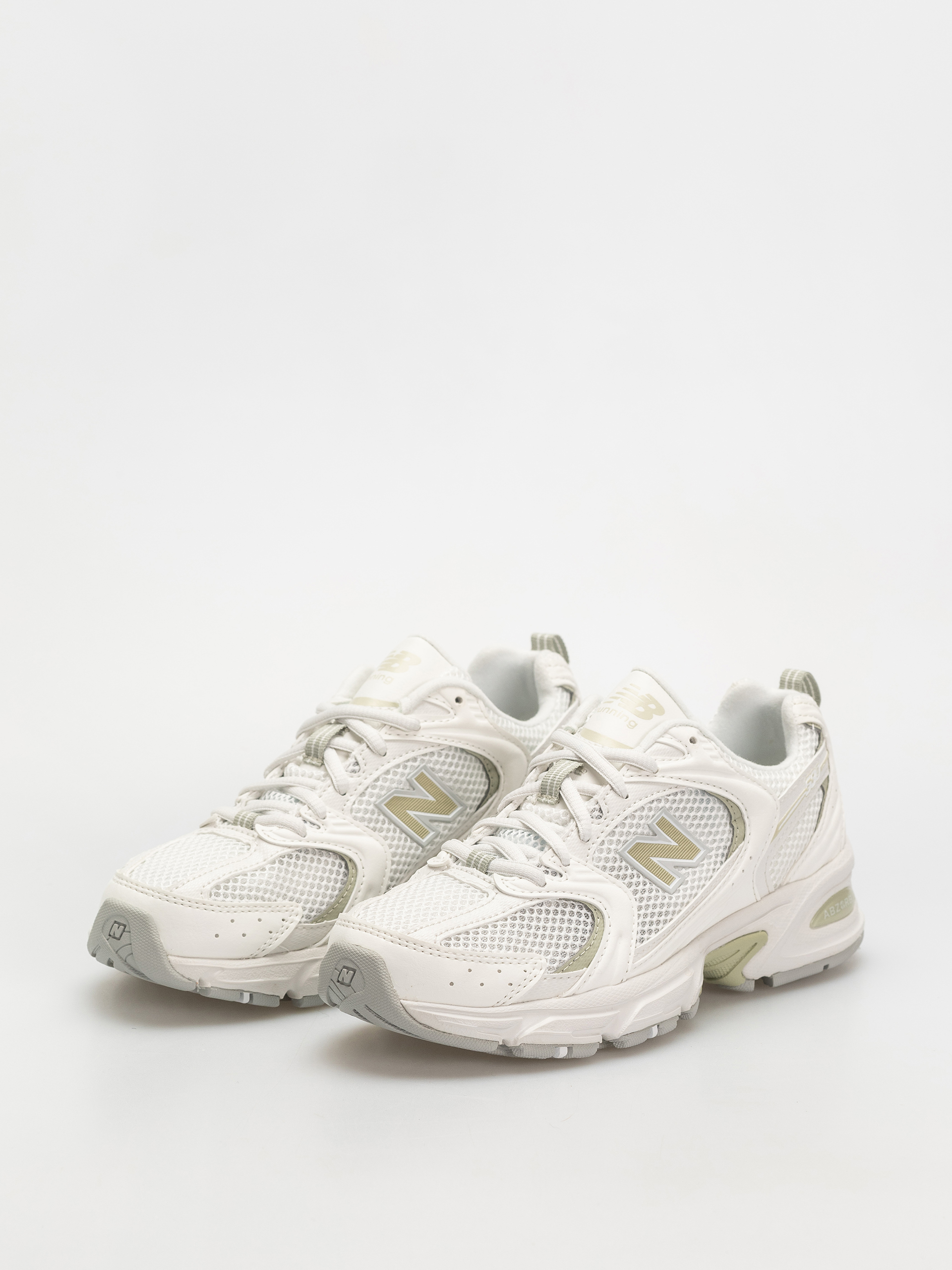 New Balance Shoes 530 (reflection)