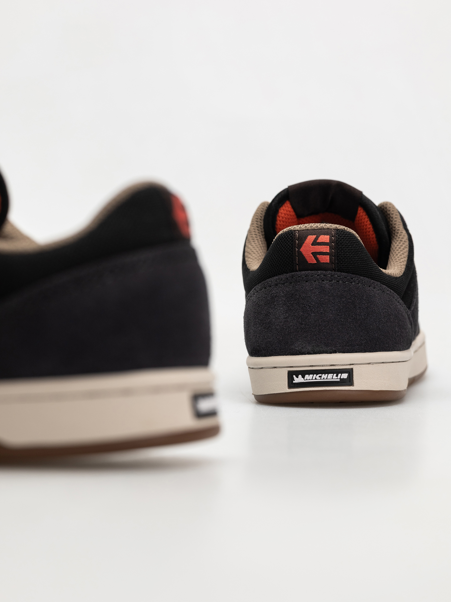 Etnies Schuhe Marana (dark grey/black/red)