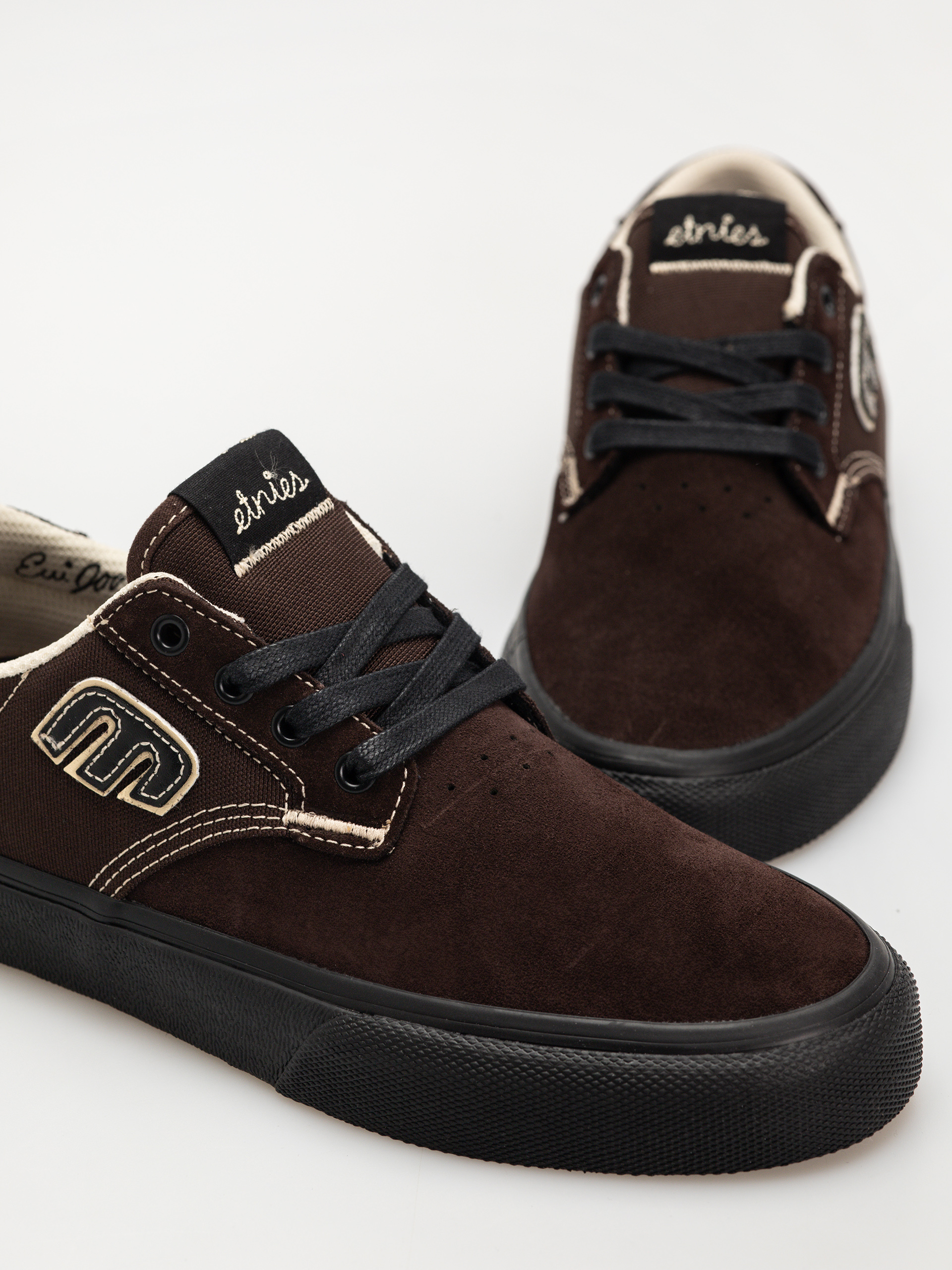 Etnies Shoes Barge Plus (brown/black)