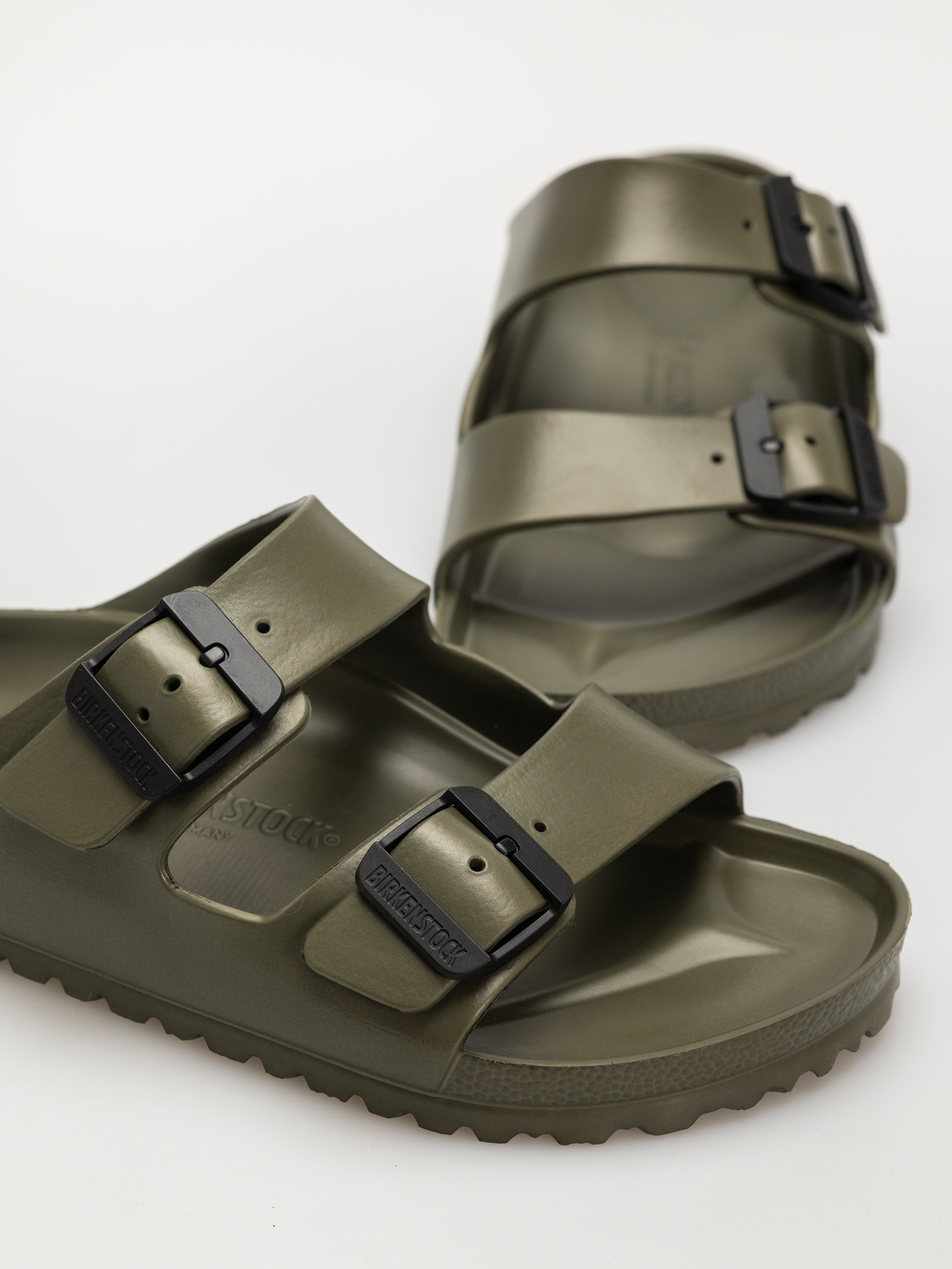 Birkenstock Arizona Stealth Buckle EVA Regular Flip-flops (khaki/black)
