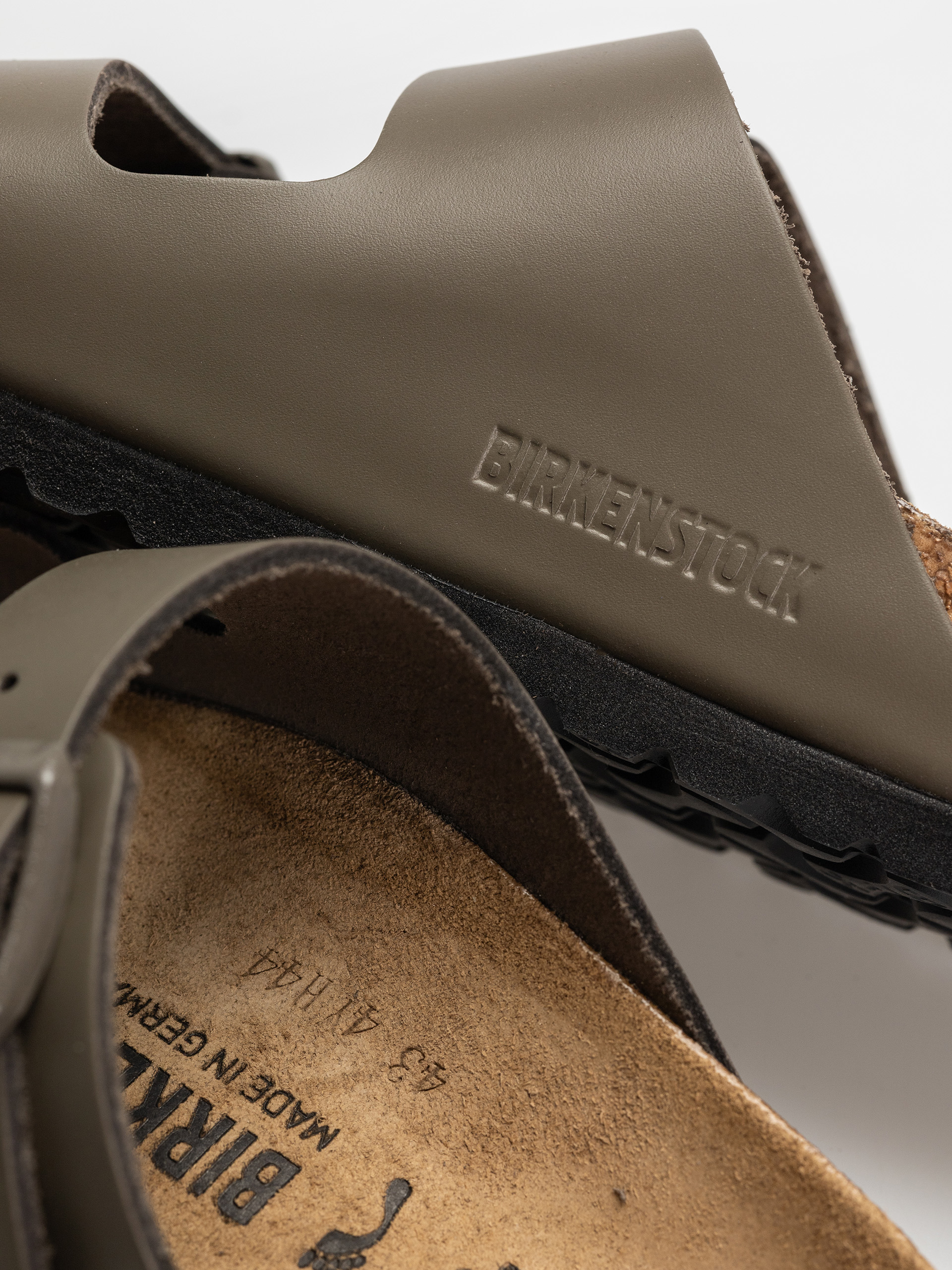 Birkenstock Arizona Natural Leather Narrow Wmn Flip-flops (concrete gray)