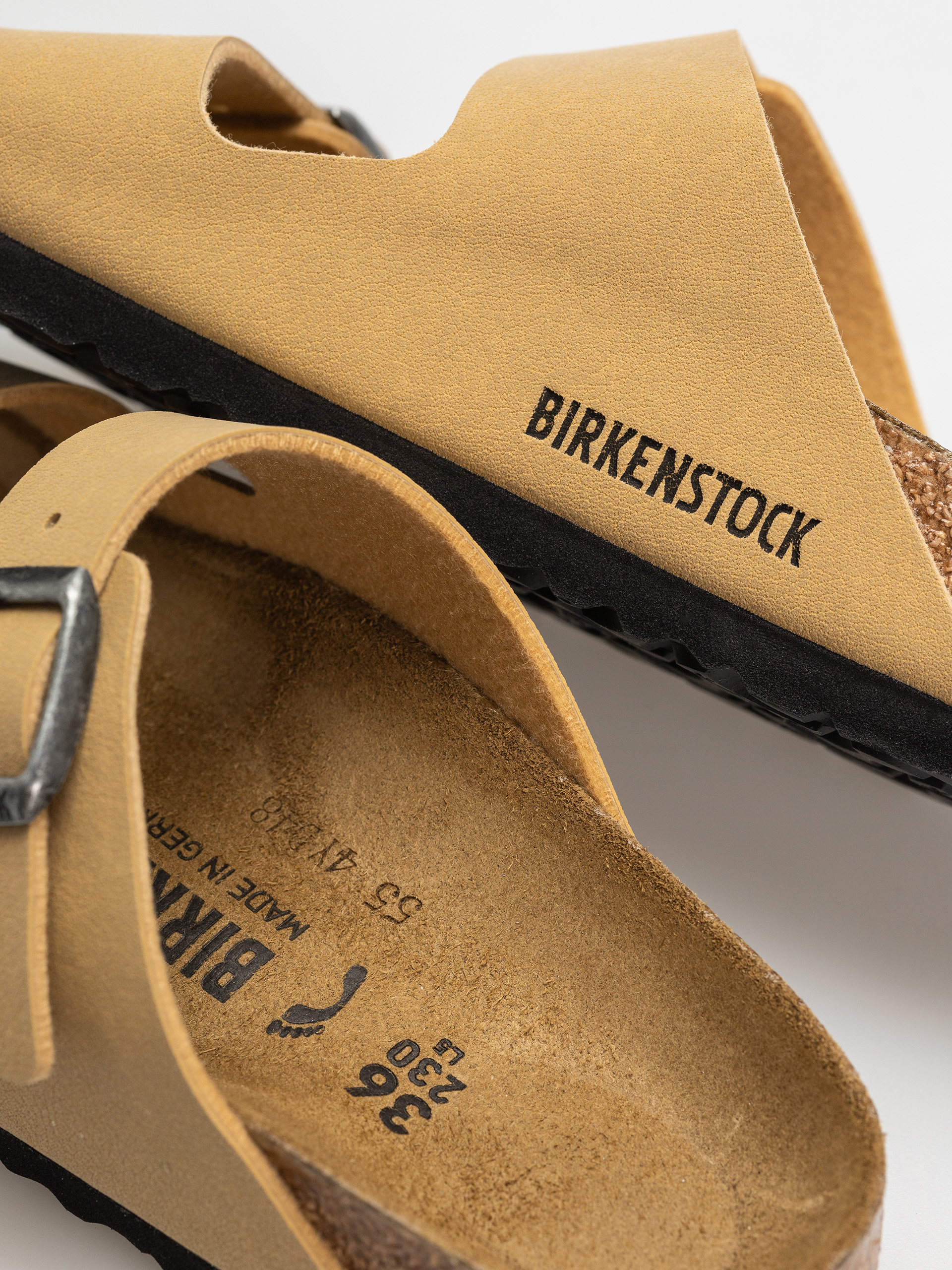 Birkenstock Arizona Birkibuc Narrow Wmn Flip-flops (latte cream)