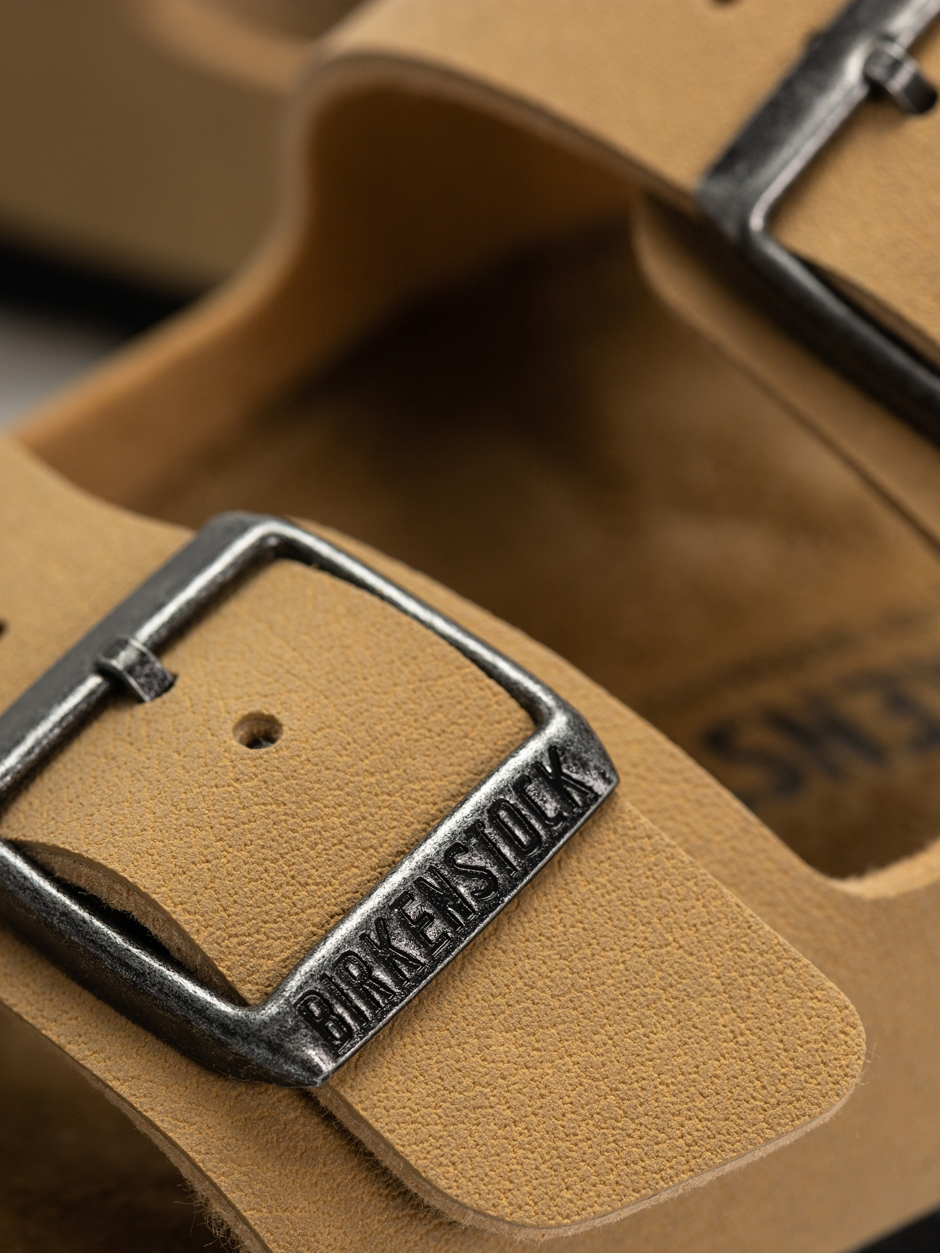 Birkenstock Arizona Birkibuc Narrow Wmn Flip-flops (latte cream)