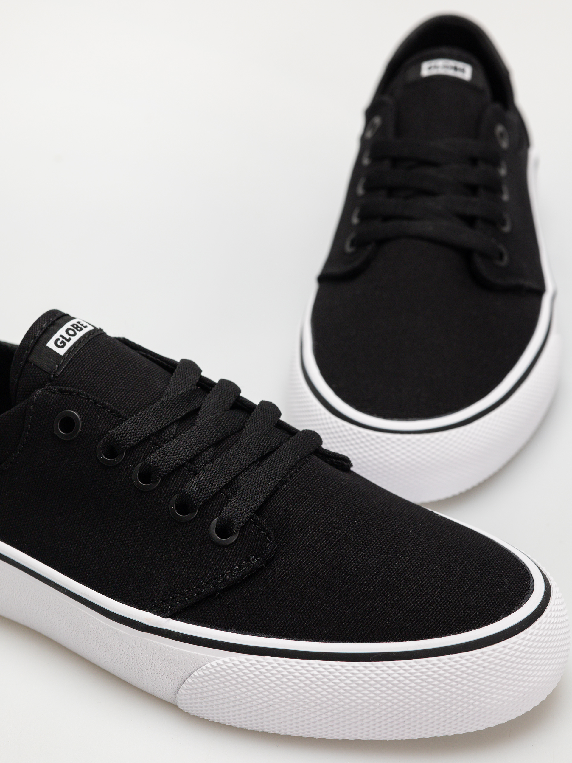 Globe Schuhe Goodstock (black/white)