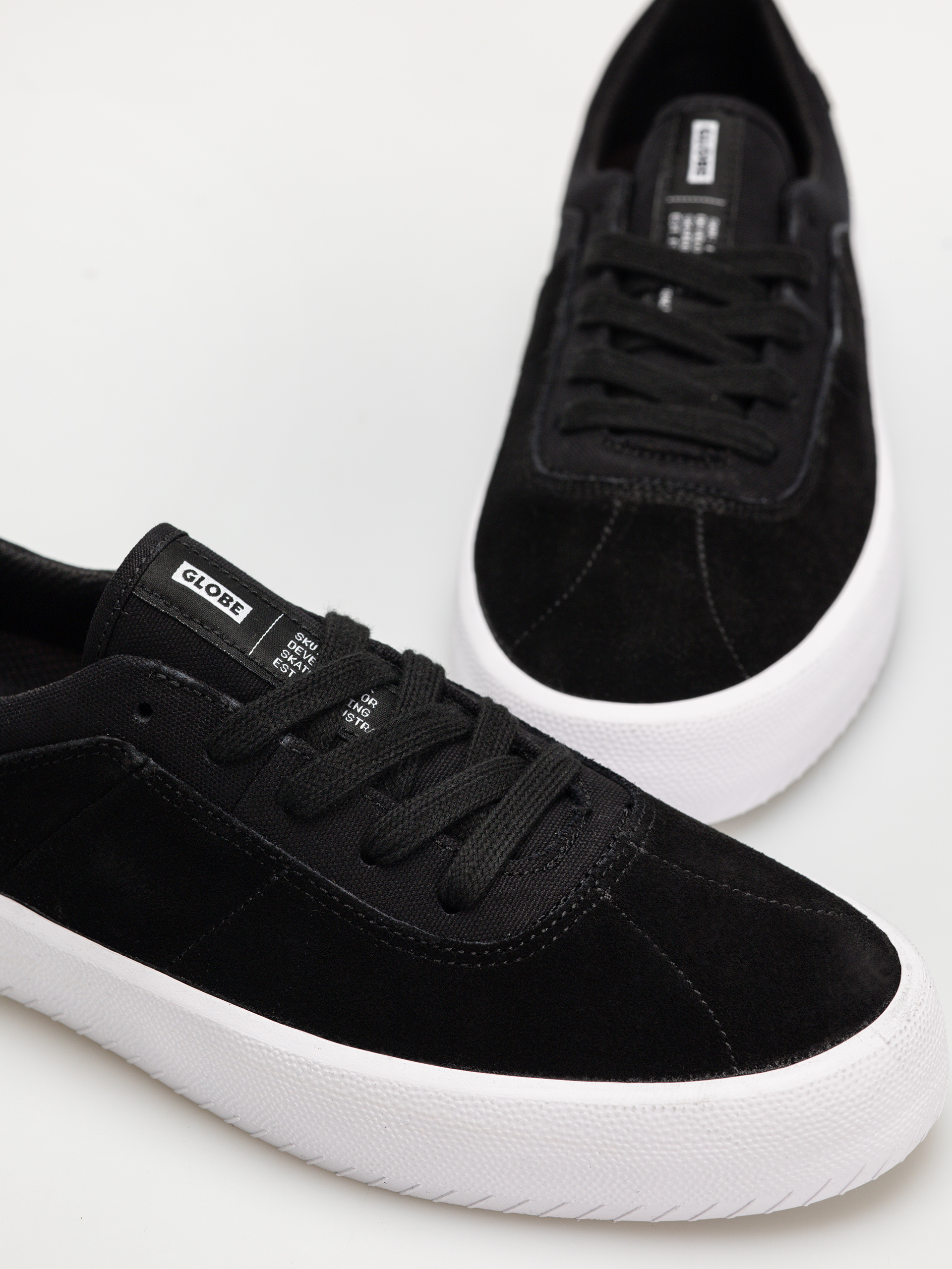 Globe Shoes Melbek (black/white)