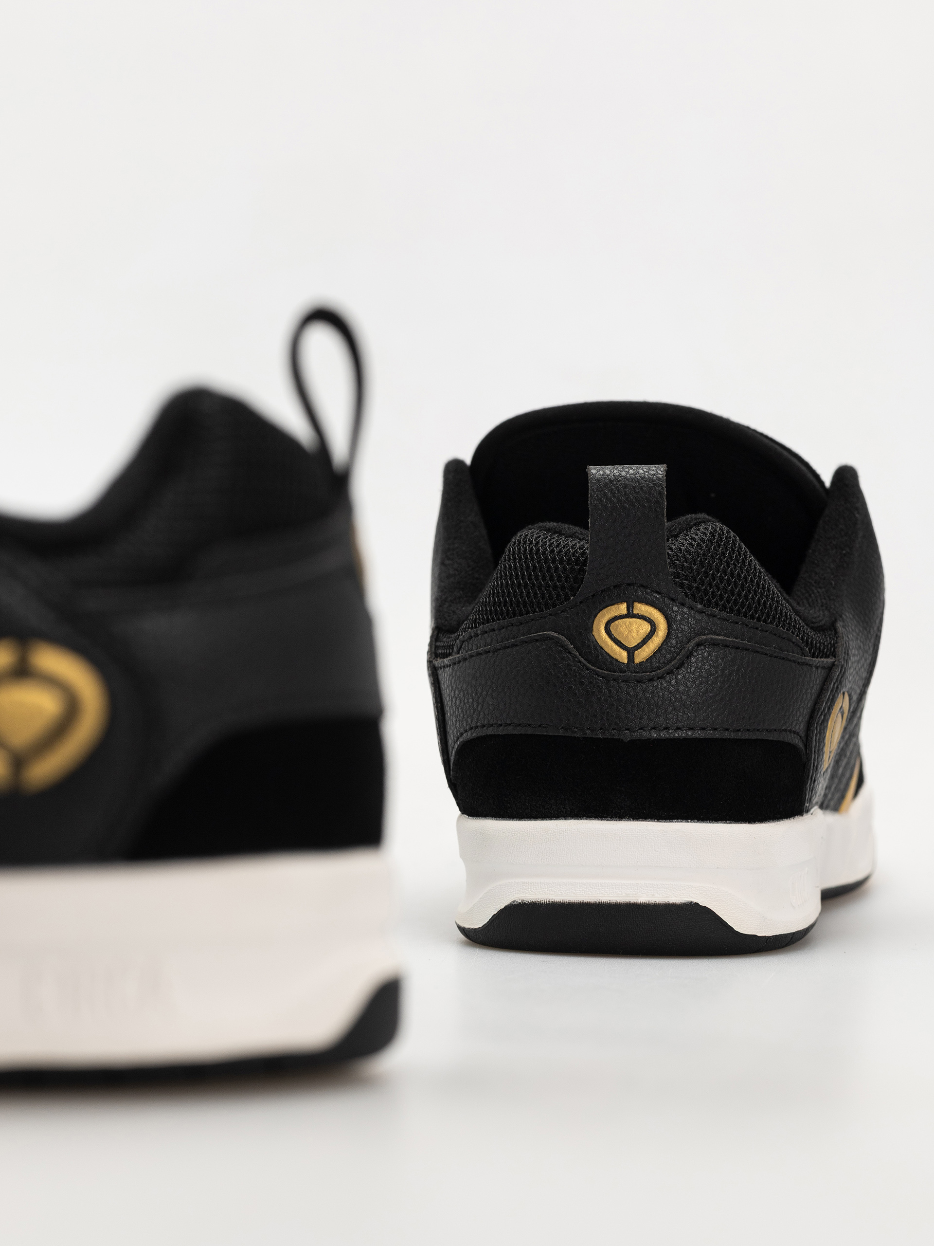 Circa Schuhe CX201R (black/gold)