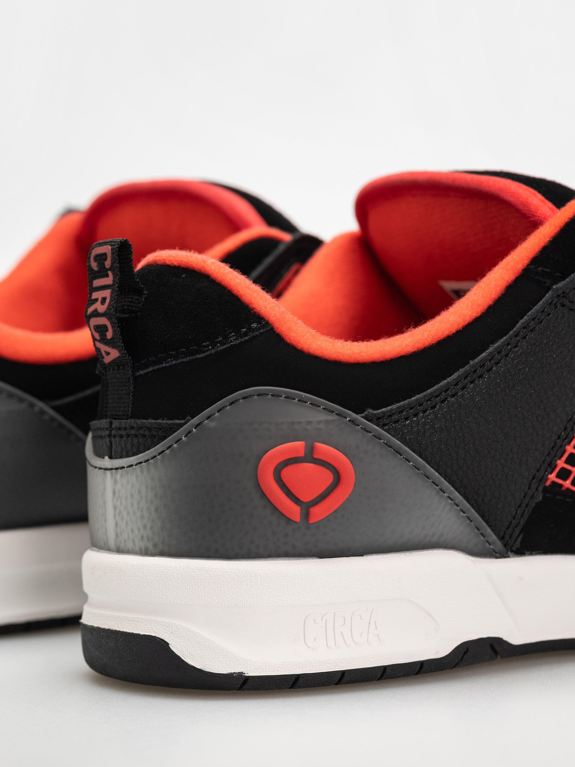 Circa Shoes Tave Tt (black/rubicondo)