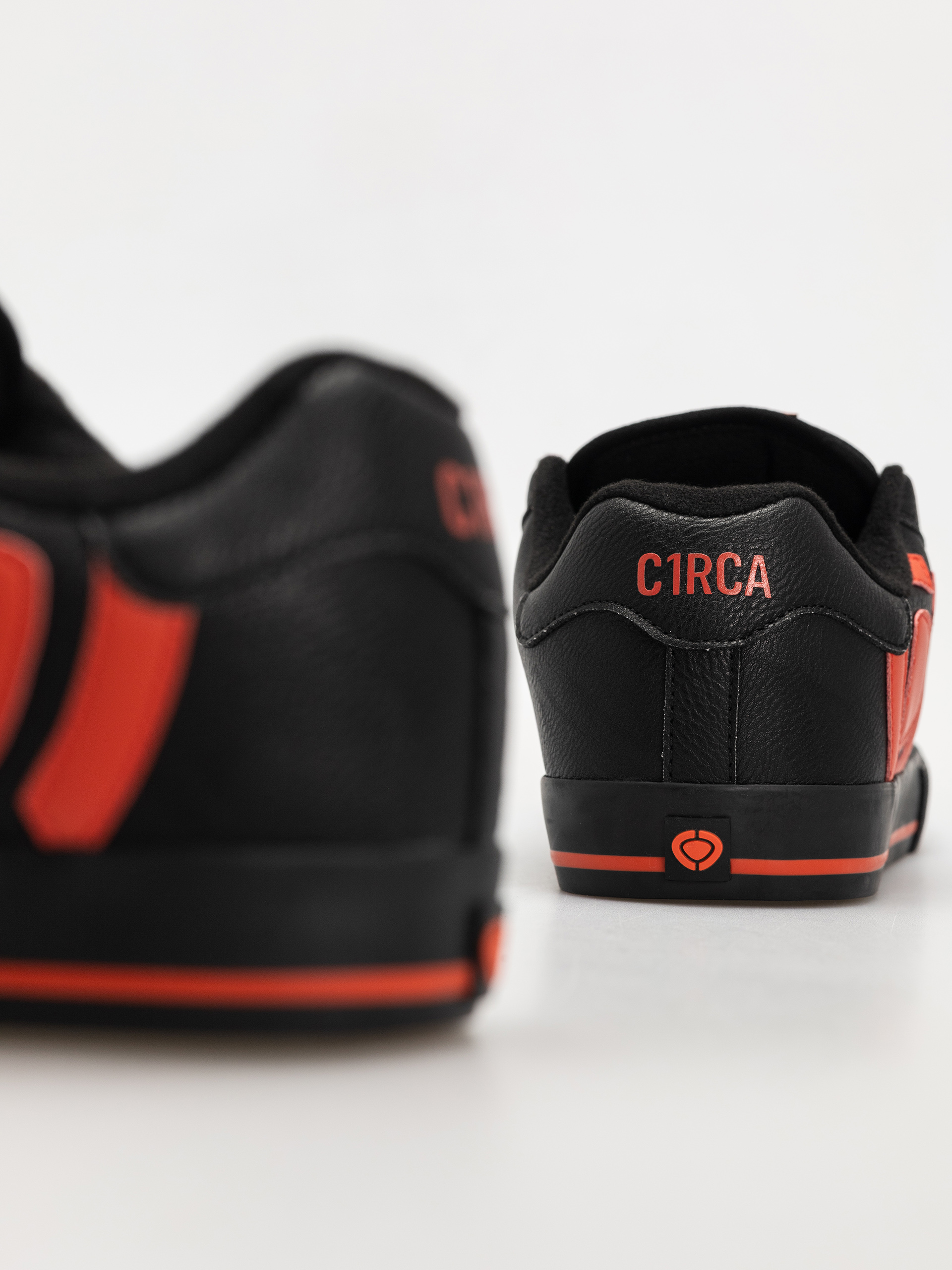 Circa Schuhe 211 Vulc (black/rubicondo)