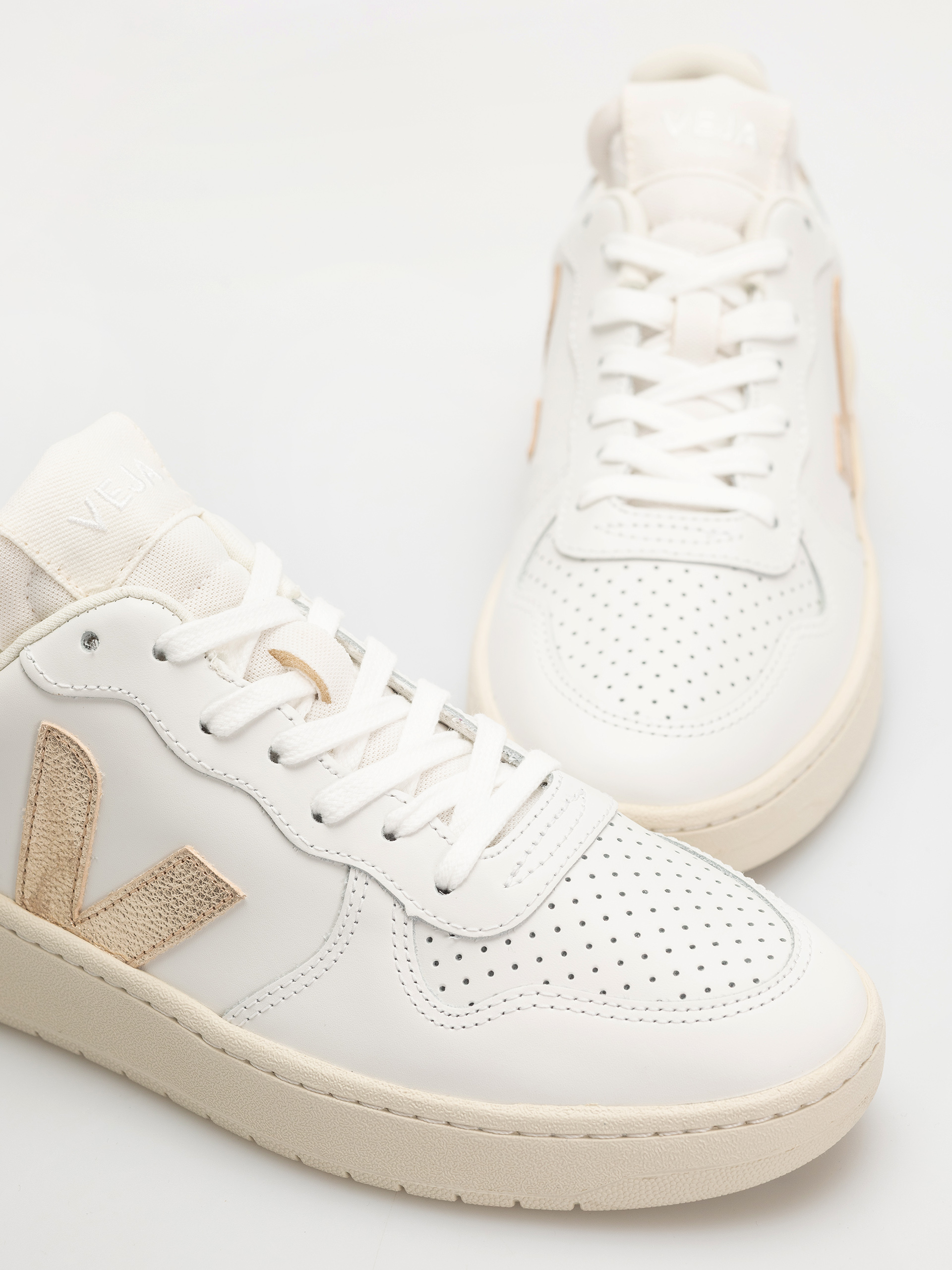 Veja V-10 Schuhe Wmn (extra white platine)
