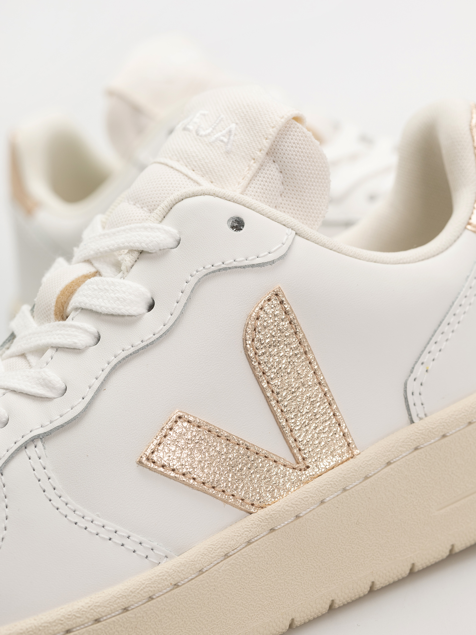 Platine Veja Sneakers All White Veja Shoes V-10 Wmn White (extra