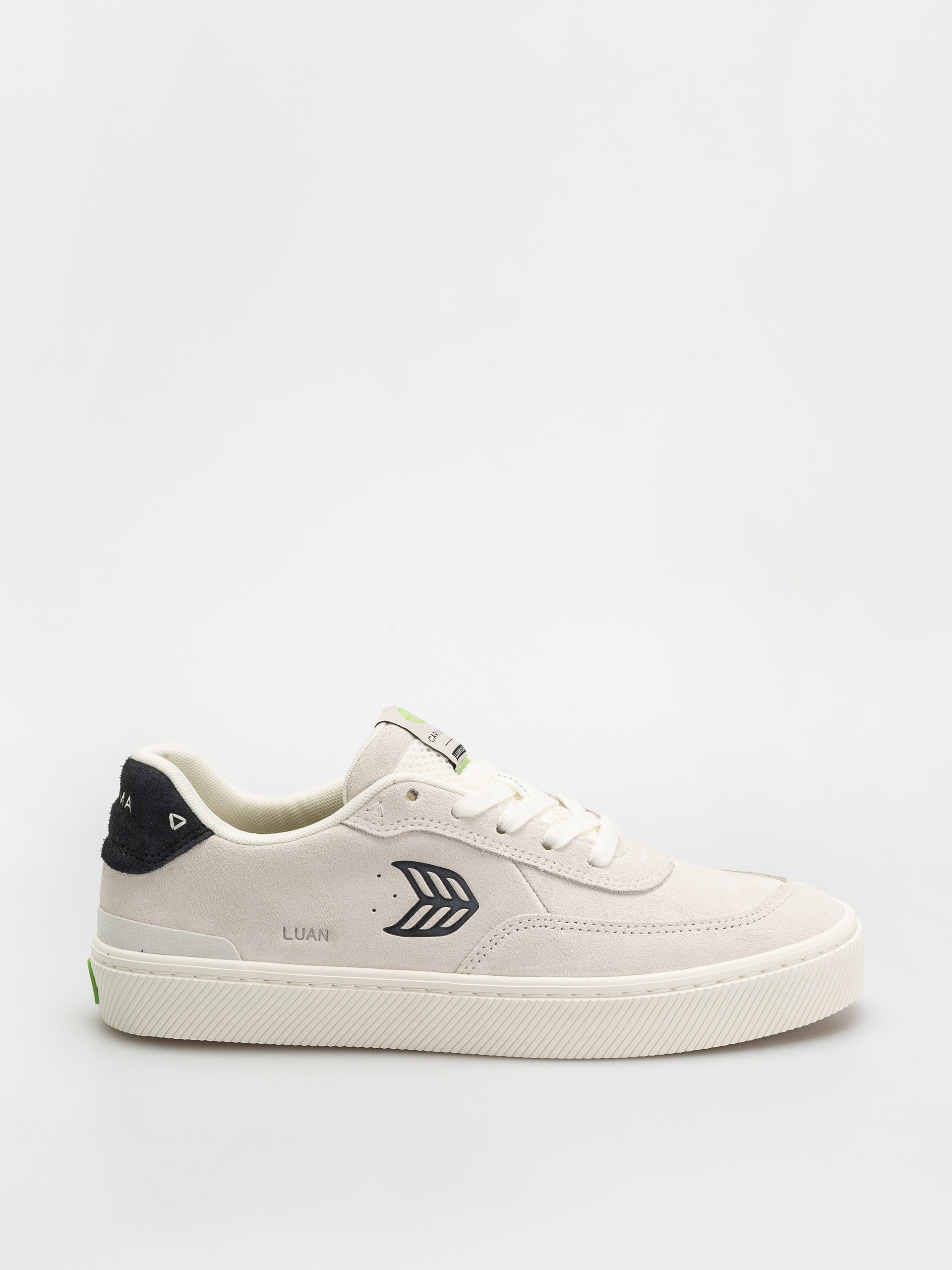 Cariuma Luan Pro Schuhe (smoke white suede black logo)