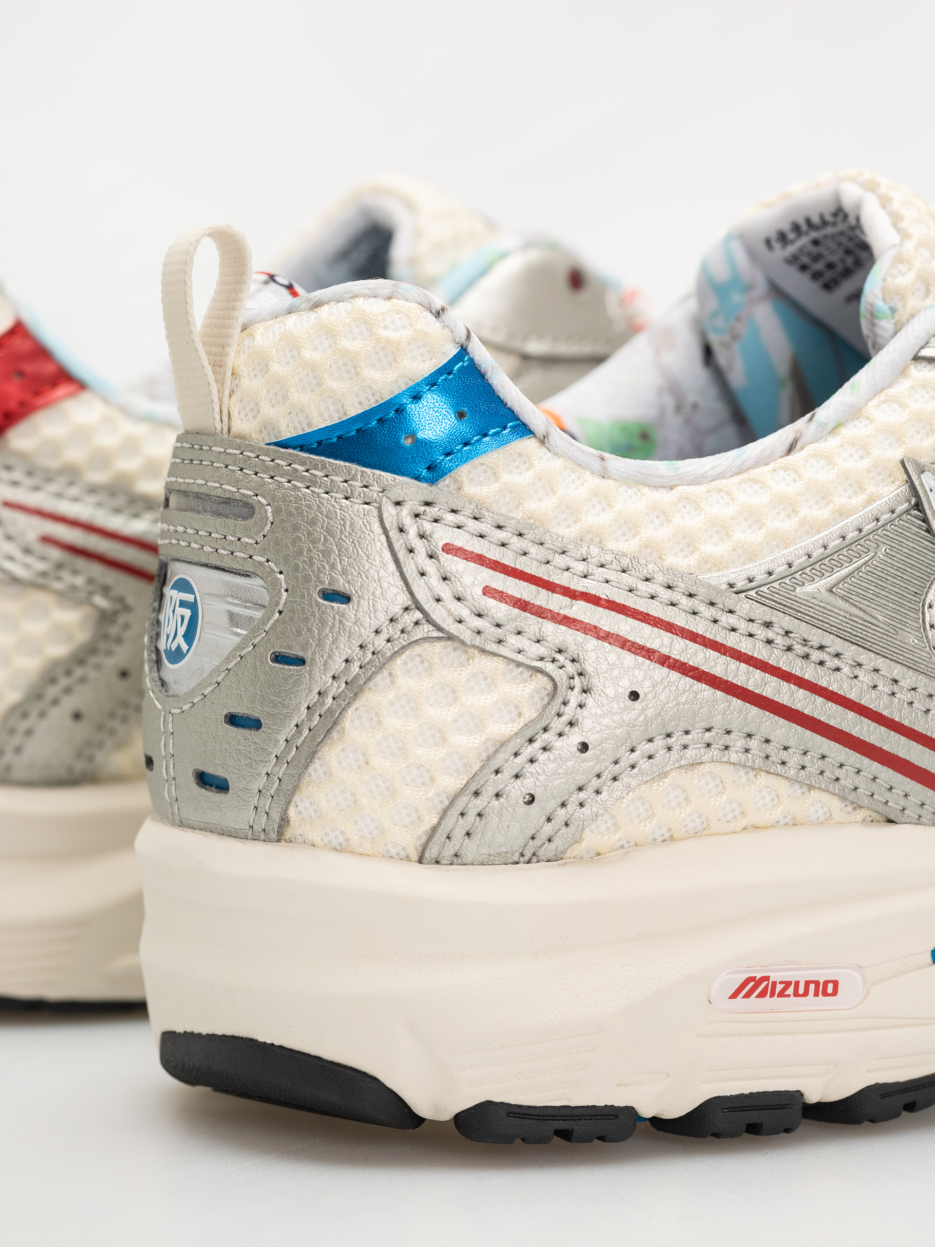 Mizuno MXR Schuhe (pristine/high risk red/blue pace)