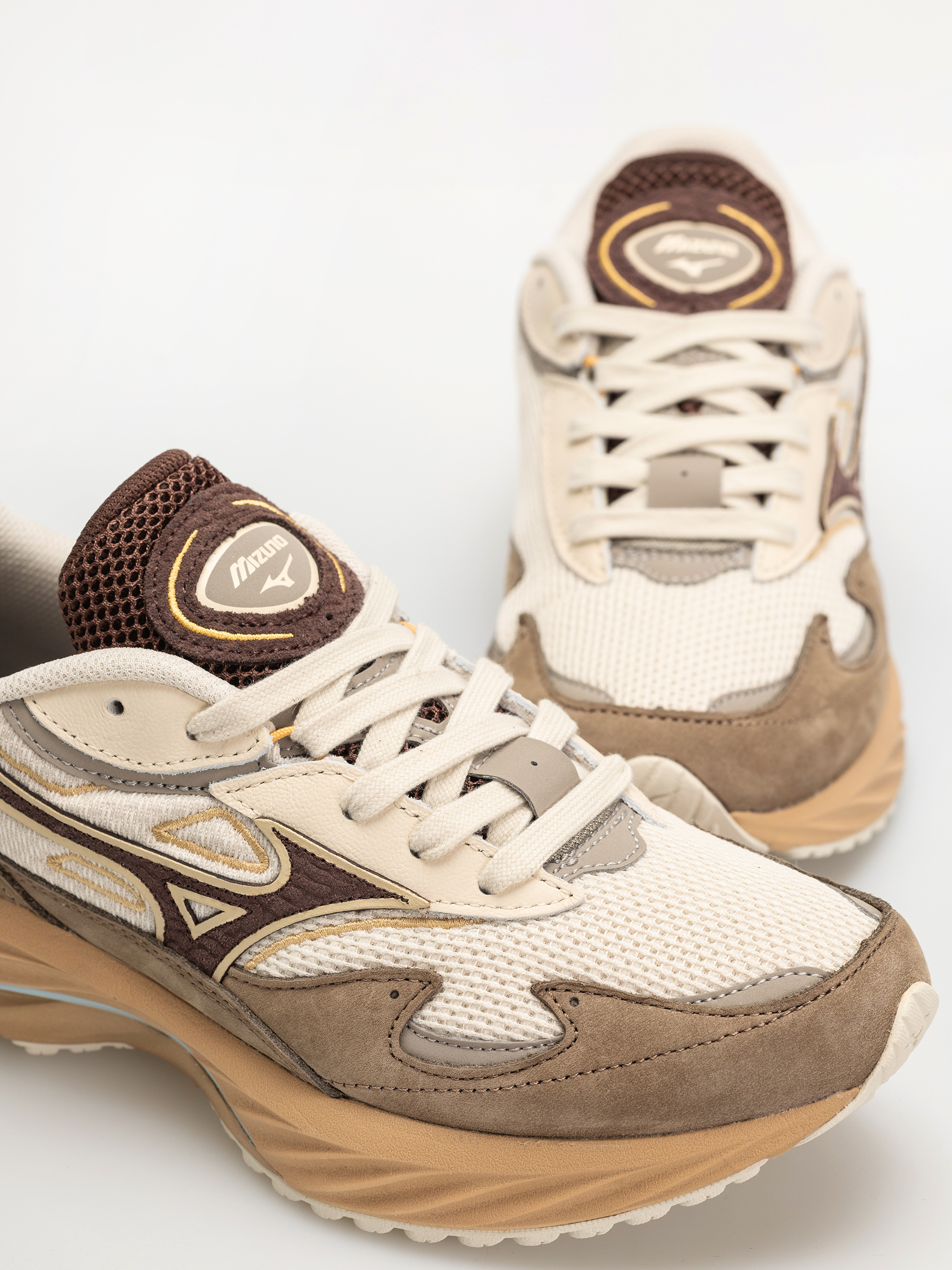 Mizuno Wave Rider Βeta Premium Shoes (vintage khaki/chicory coffee/lantana)