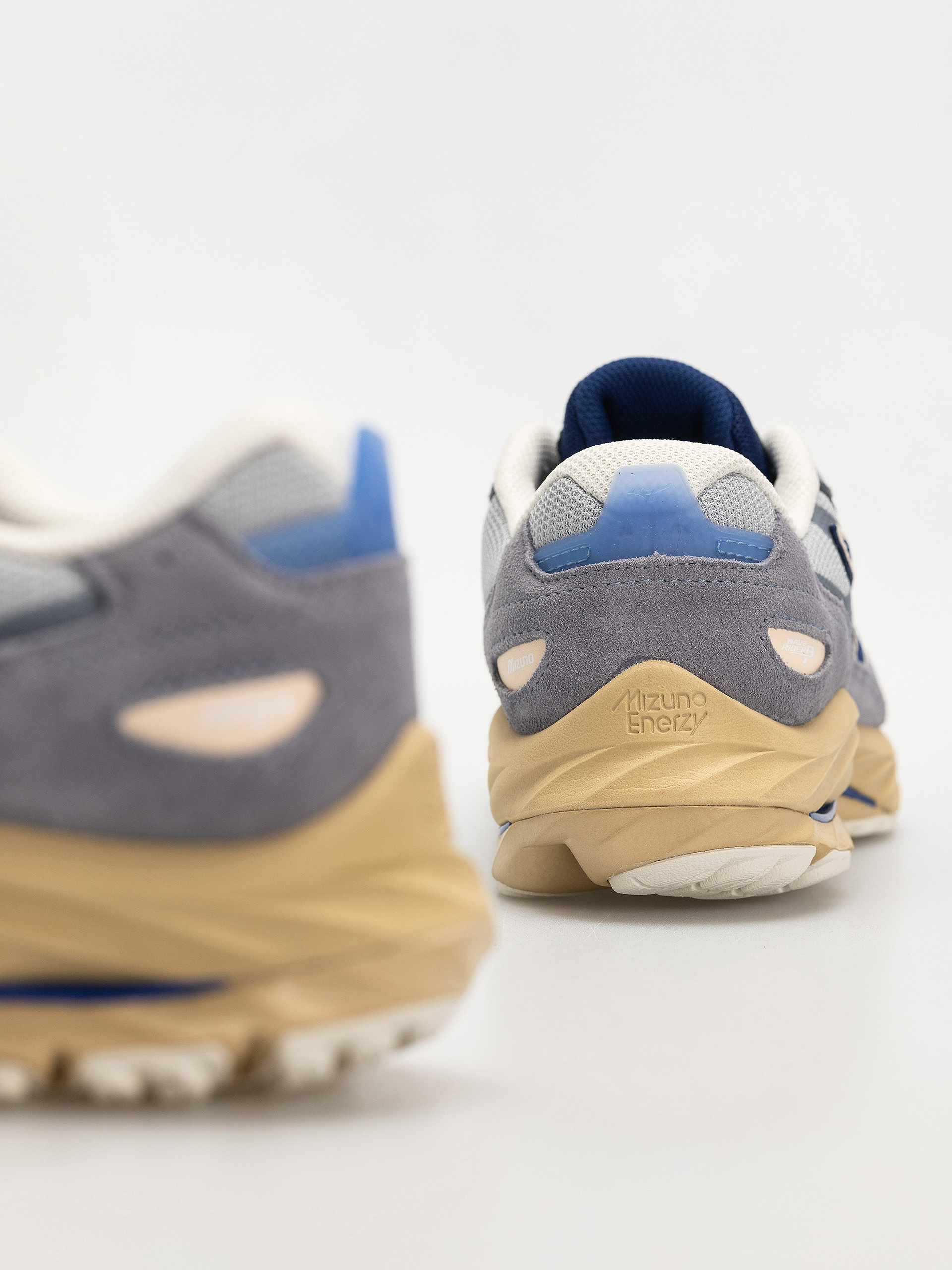 Mizuno Wave Rider Beta Shoes (tradewinds/india ink/harbor mist)