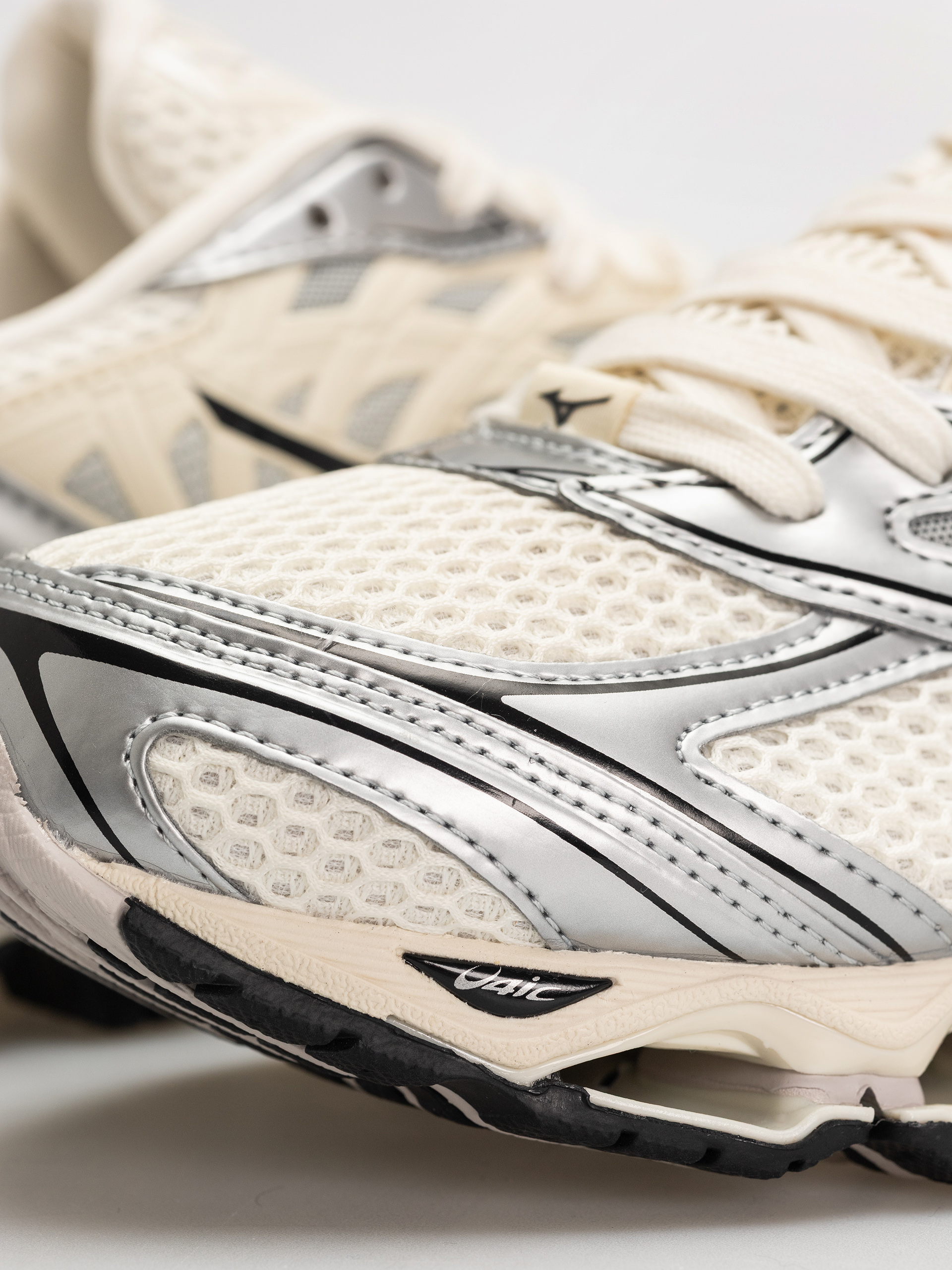 Mizuno Wave Prophecy LS Schuhe (pristine/black/silver)