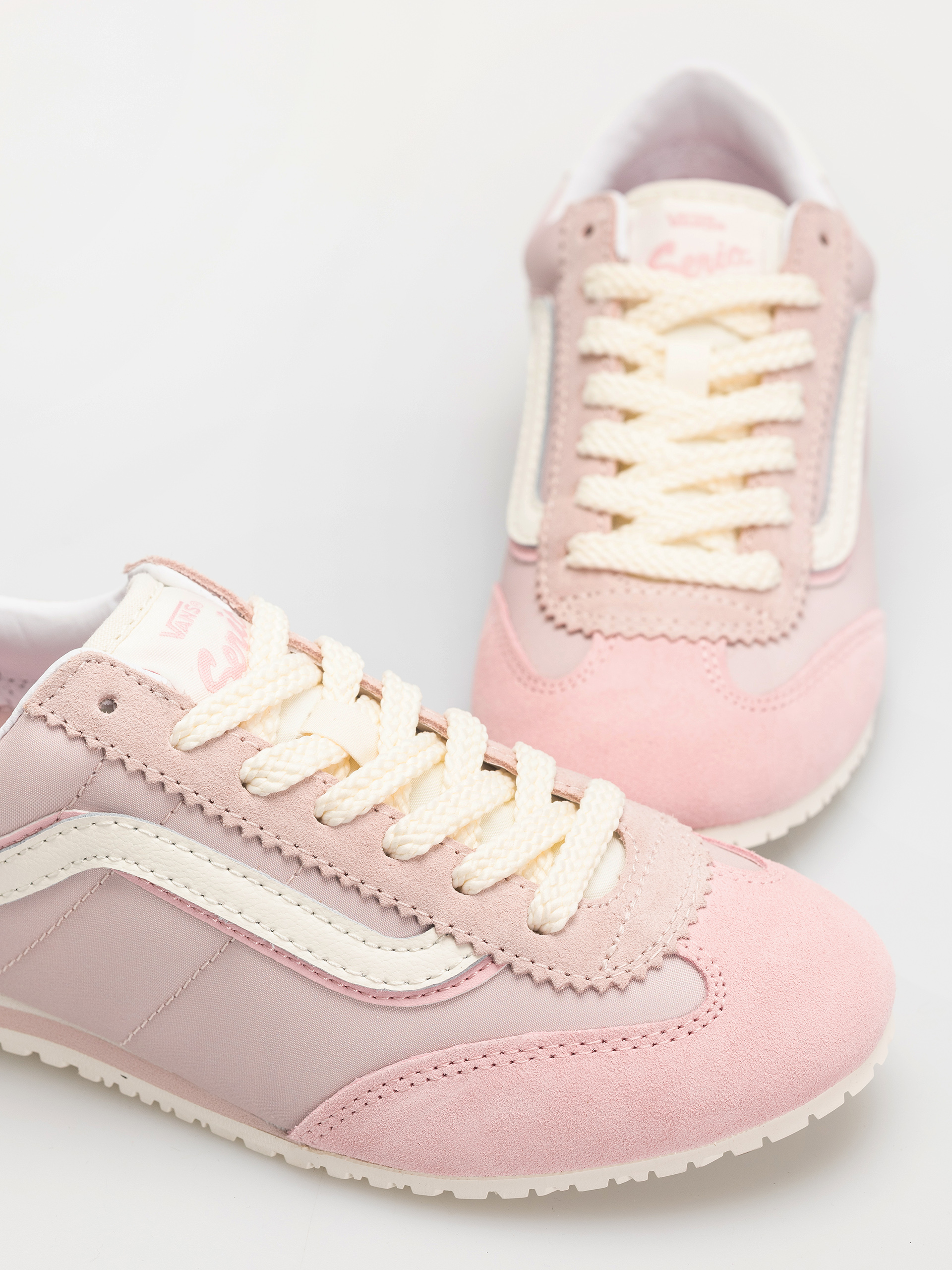 Vans Super Lowpro Shoes (sepia rose)