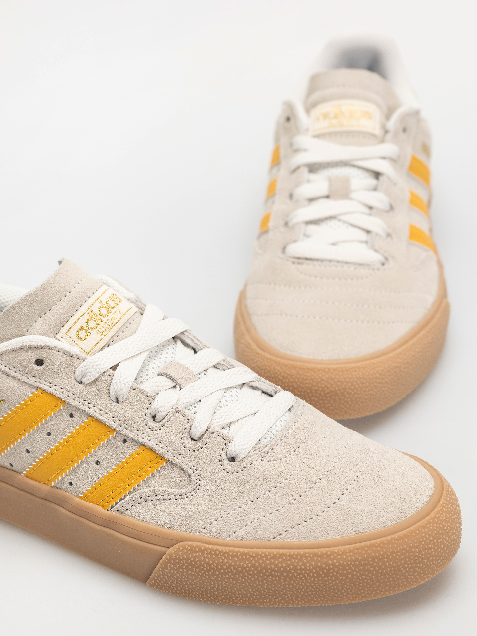adidas Busenitz Vulc II Shoes (crywht/preyel/goldmt)
