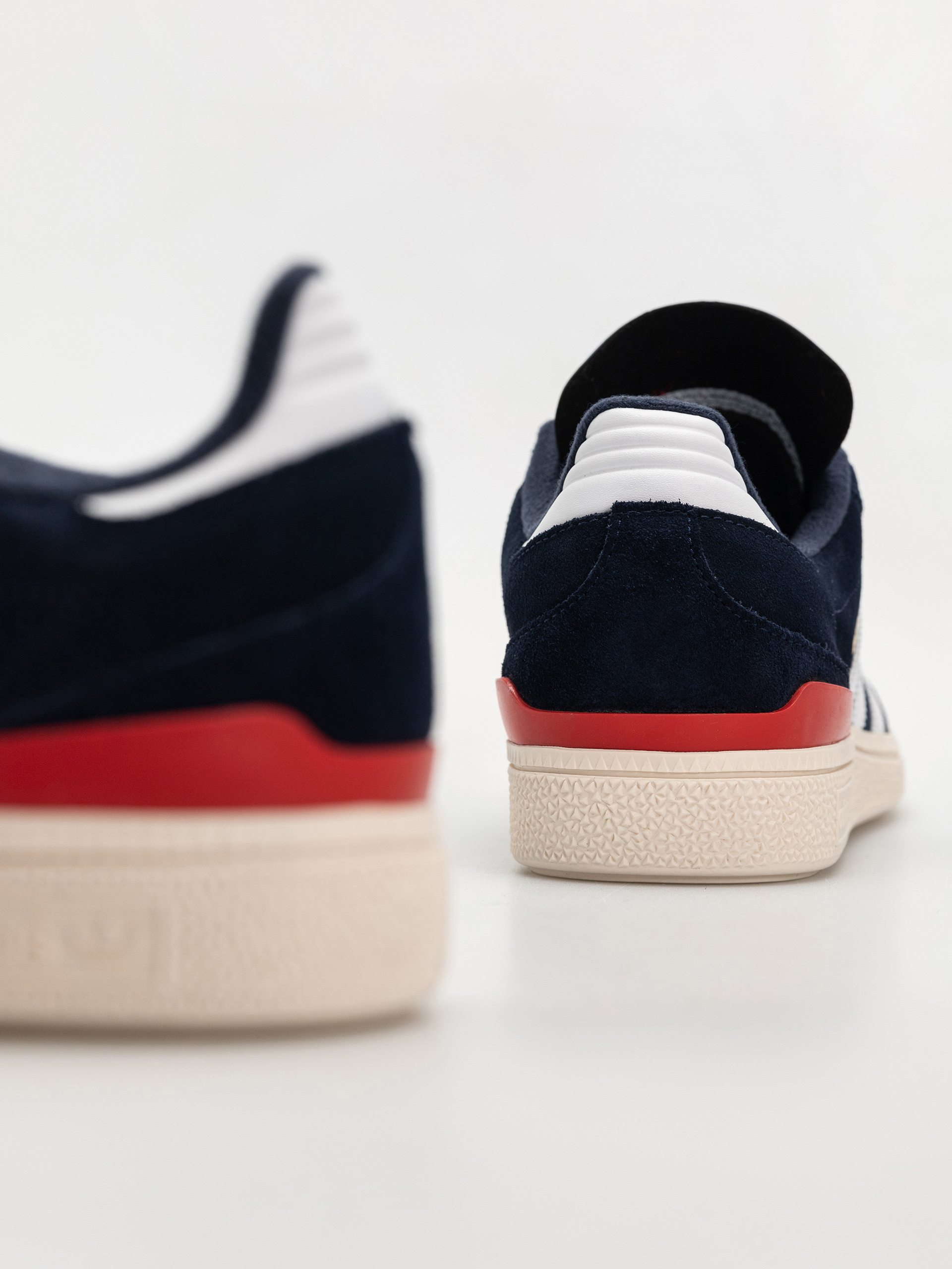 adidas Busenitz Shoes (conavy/ftwwht/betsca)