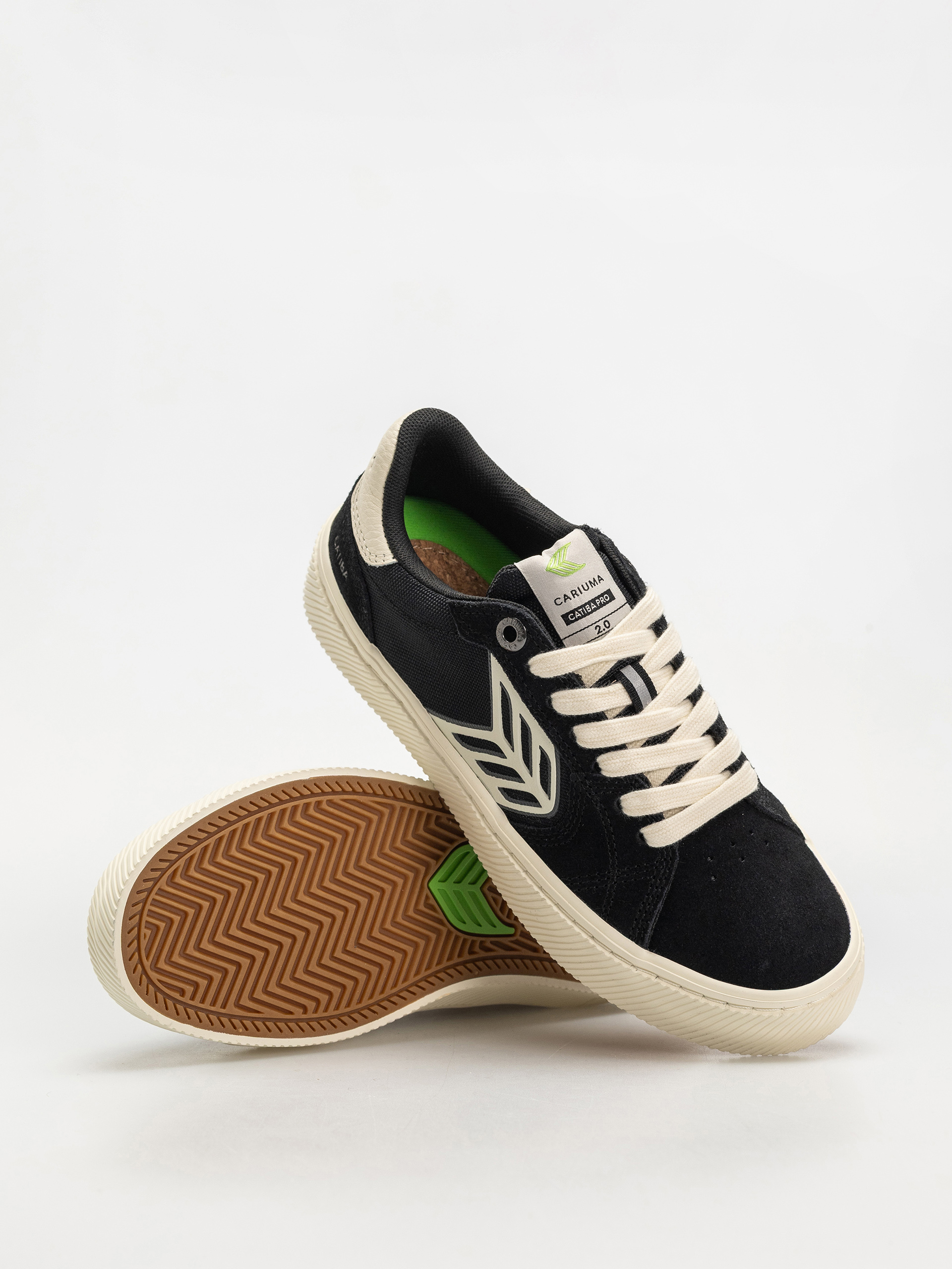 Cariuma Catiba Pro 2.0 Schuhe Wmn (black suede and cordura ivory logo)