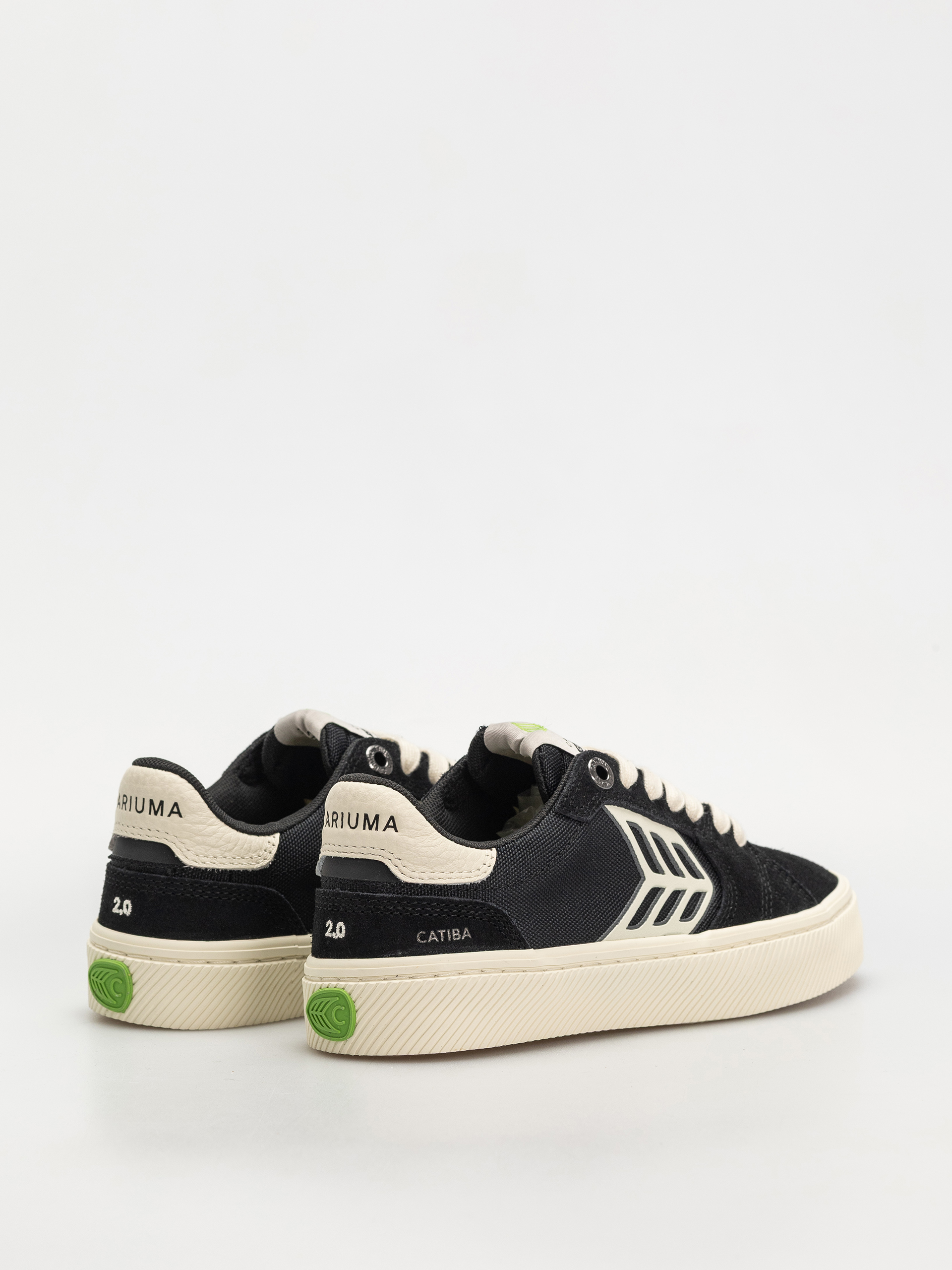 Cariuma Catiba Pro 2.0 Schuhe Wmn (black suede and cordura ivory logo)