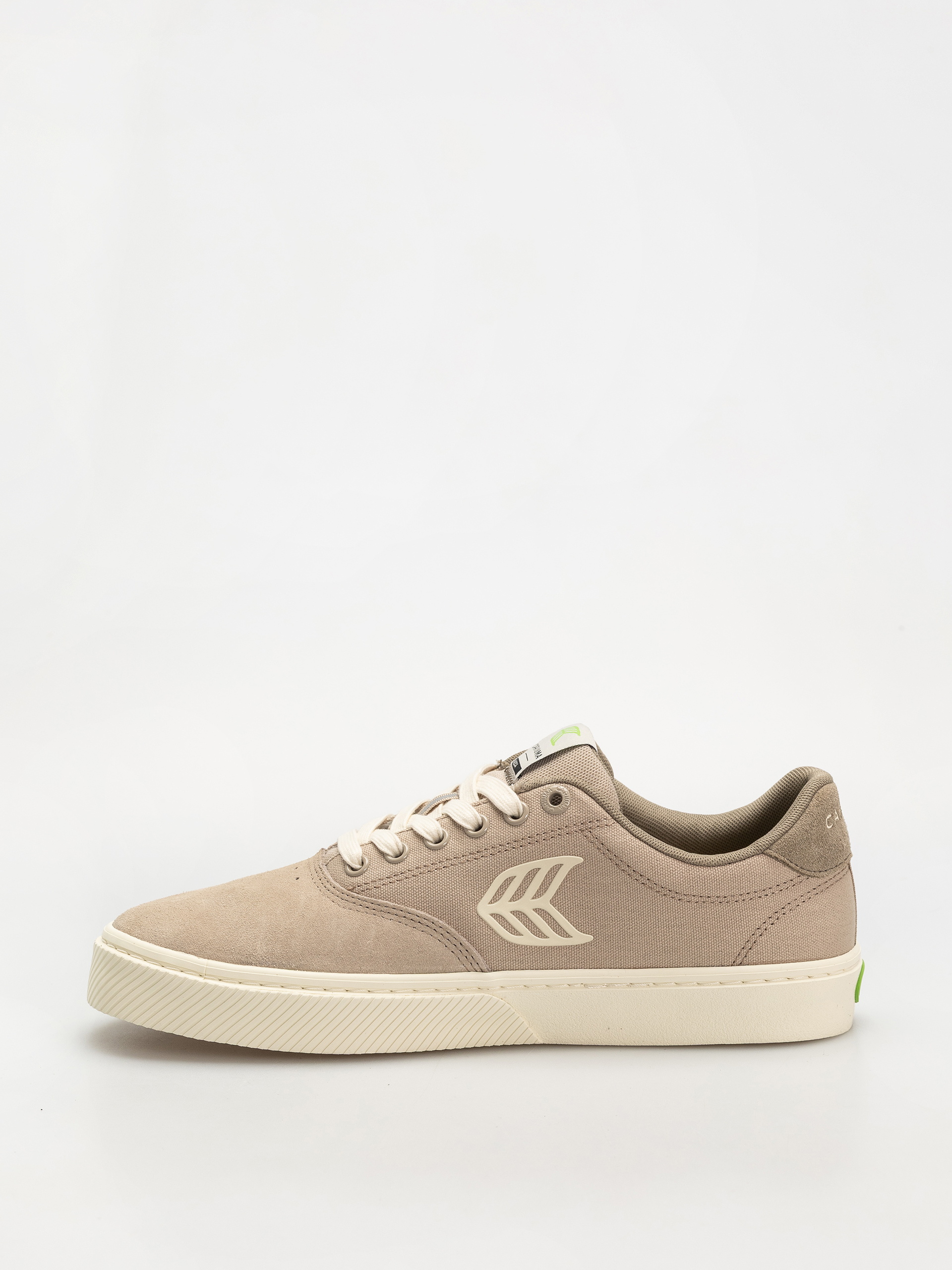 Cariuma Naioca Pro Schuhe (plaza taupe suede and canvas ivory logo laurel oak)