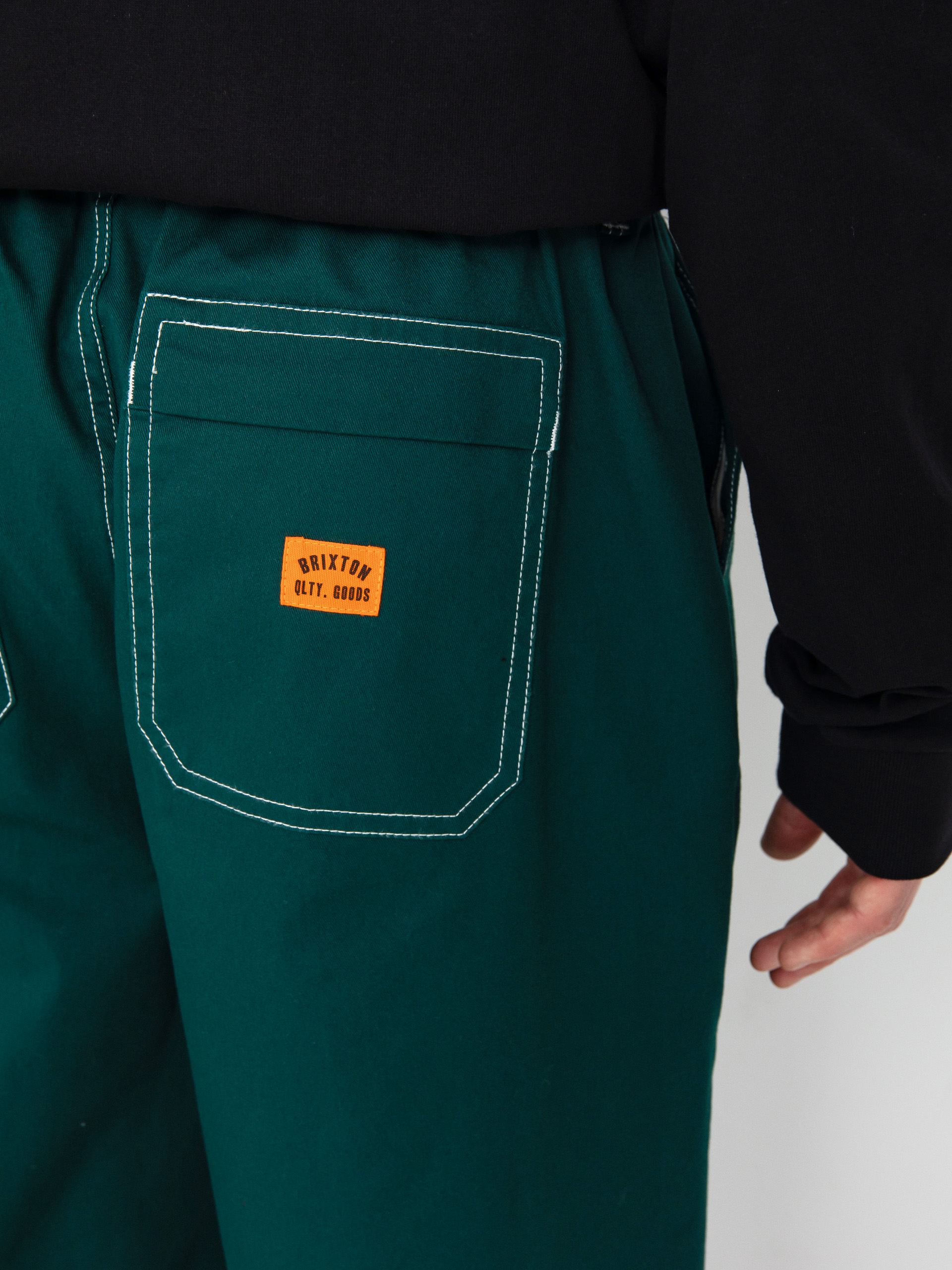 Brixton Baggy Skate Hose (deep emerald)