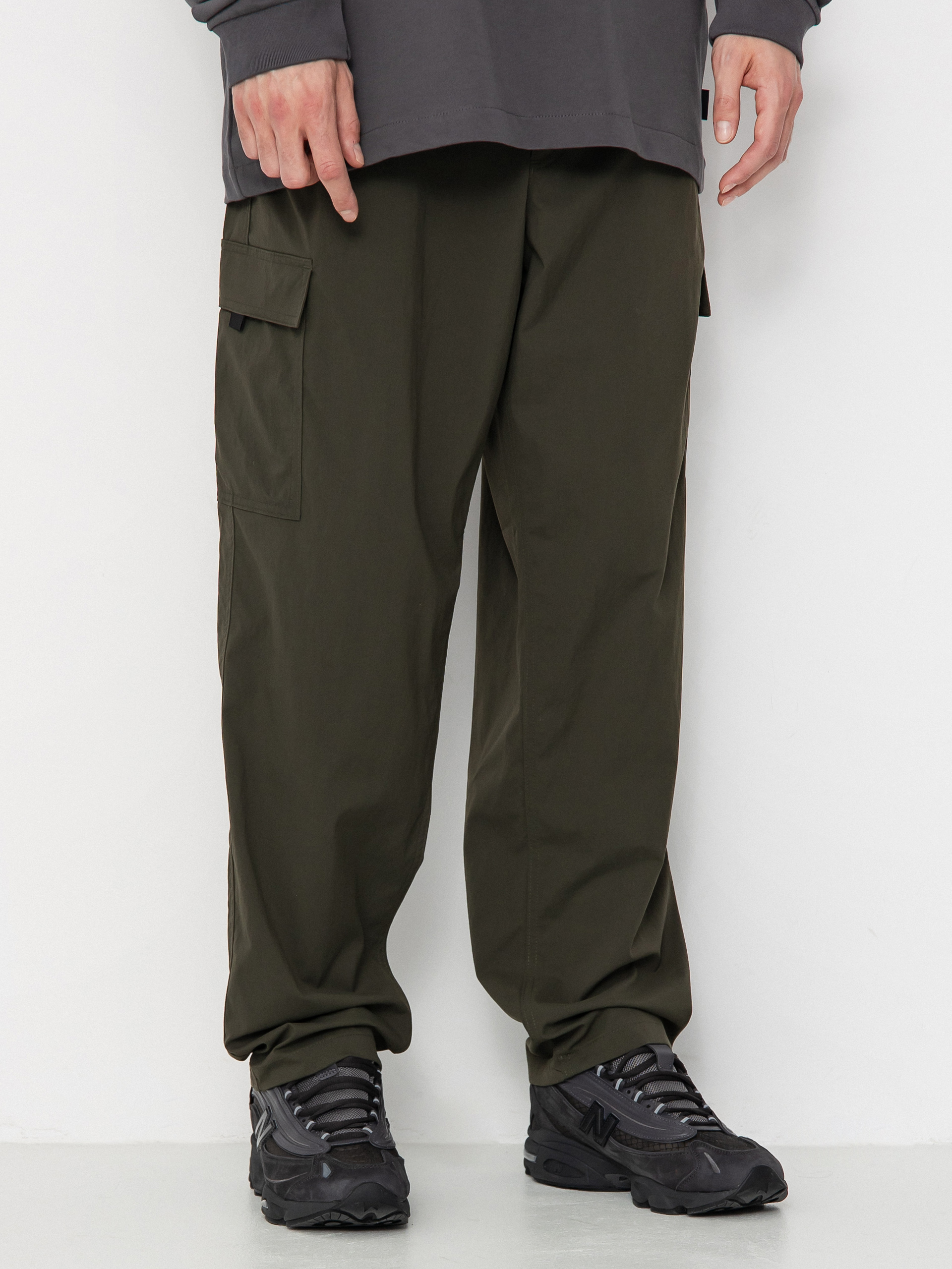 Patagonia Outdoor Everyday Pants (pine needle green)