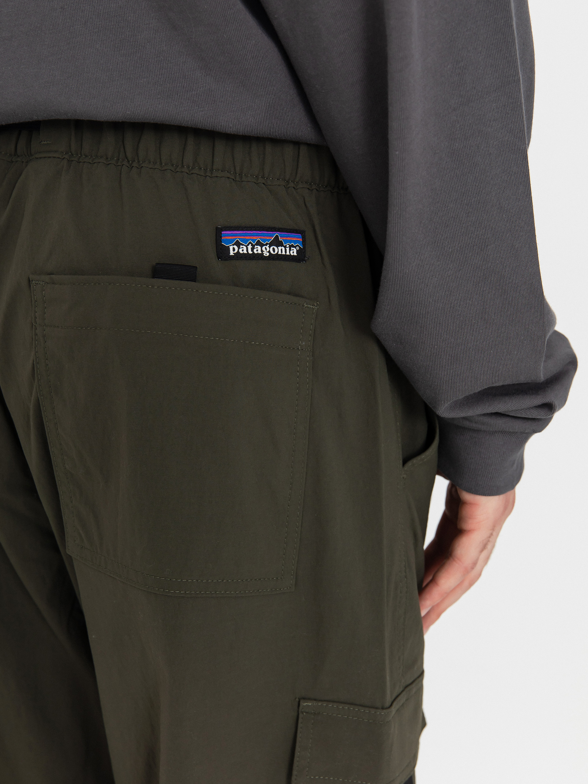 Patagonia Outdoor Everyday Pants (pine needle green)