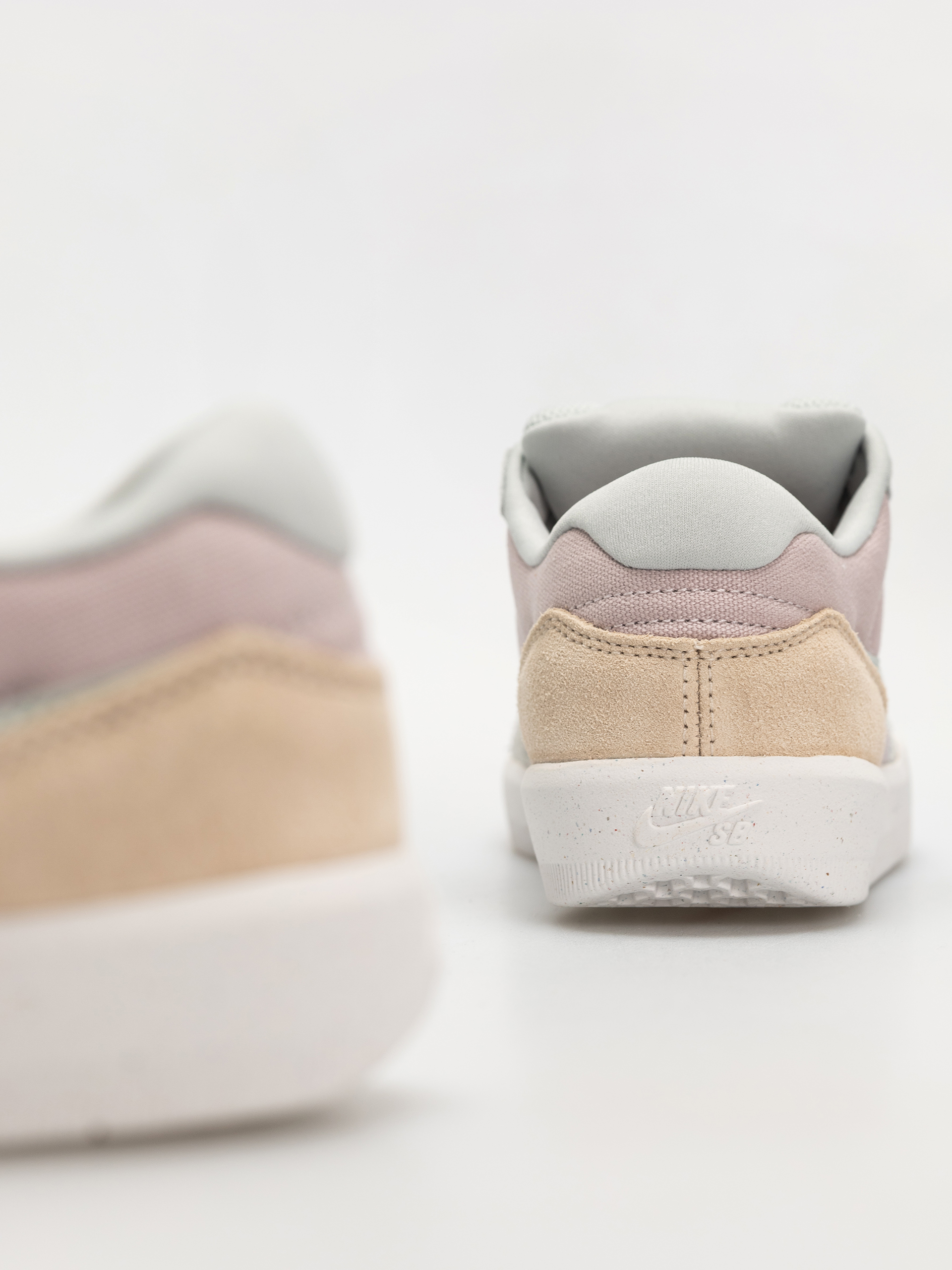 Nike SB Force 58 Shoes (platinum violet/light silver sanddrift)