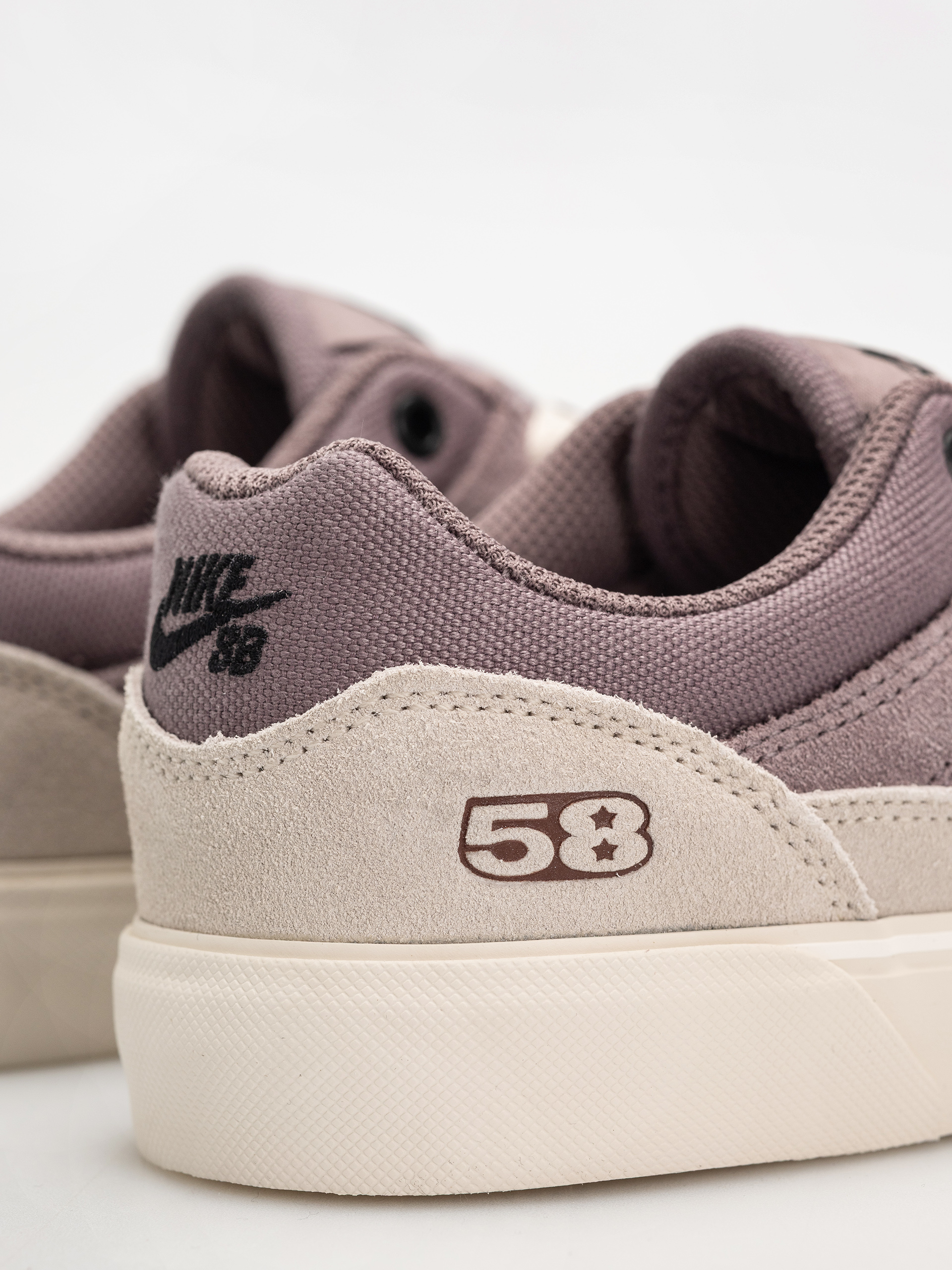 Nike SB Malor TE Shoes (taupe grey/black lt orewood brn cinnamon)