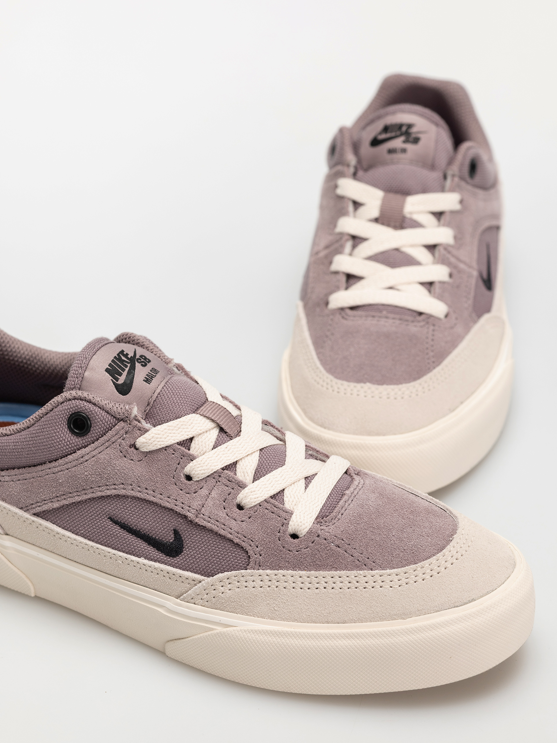 Nike SB Malor TE Shoes (taupe grey/black lt orewood brn cinnamon)