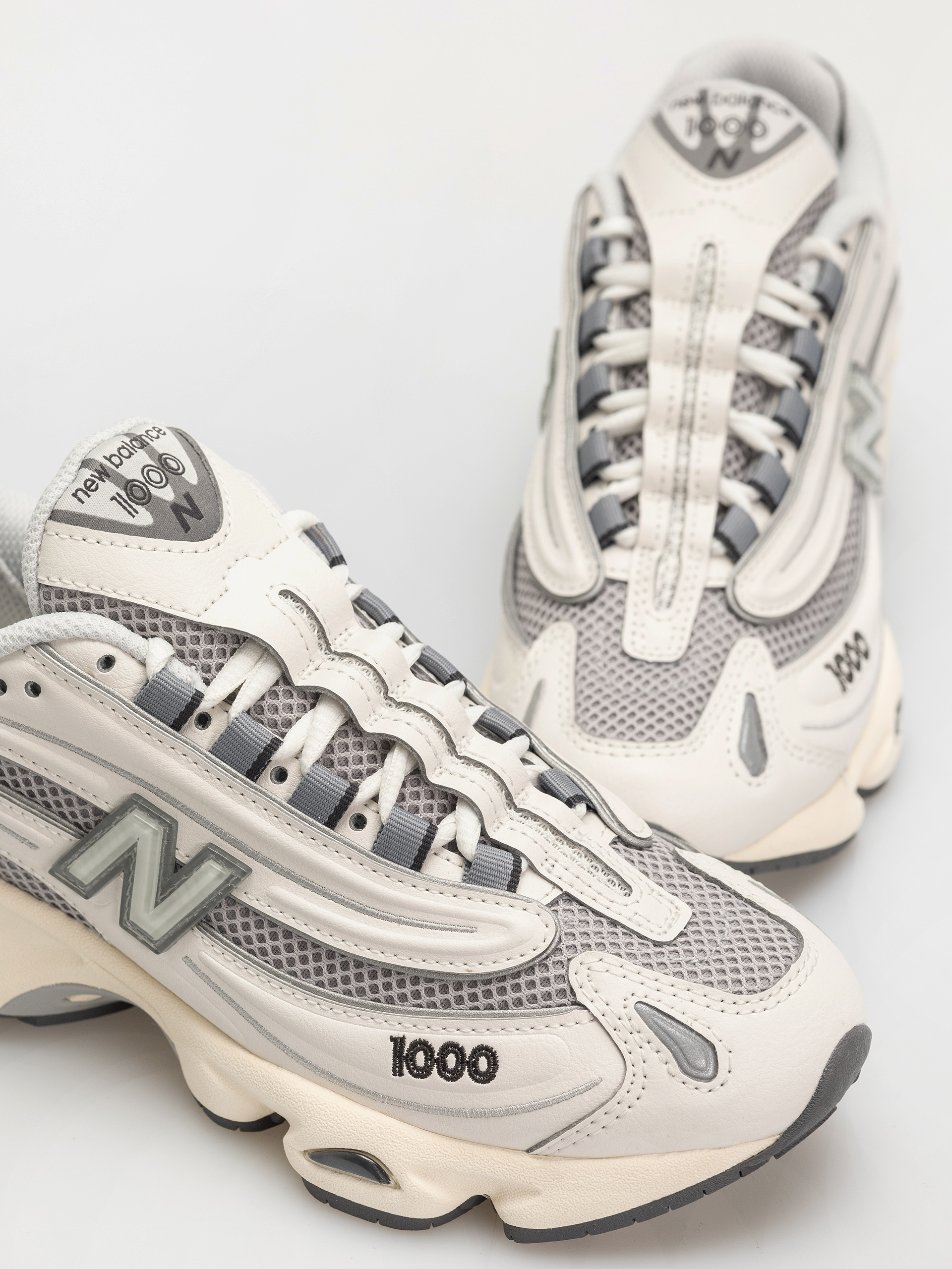 New Balance 1000 \"Sea Salt\" ホワイト/グレー 新品 New Balance 1000 | Sea Salt