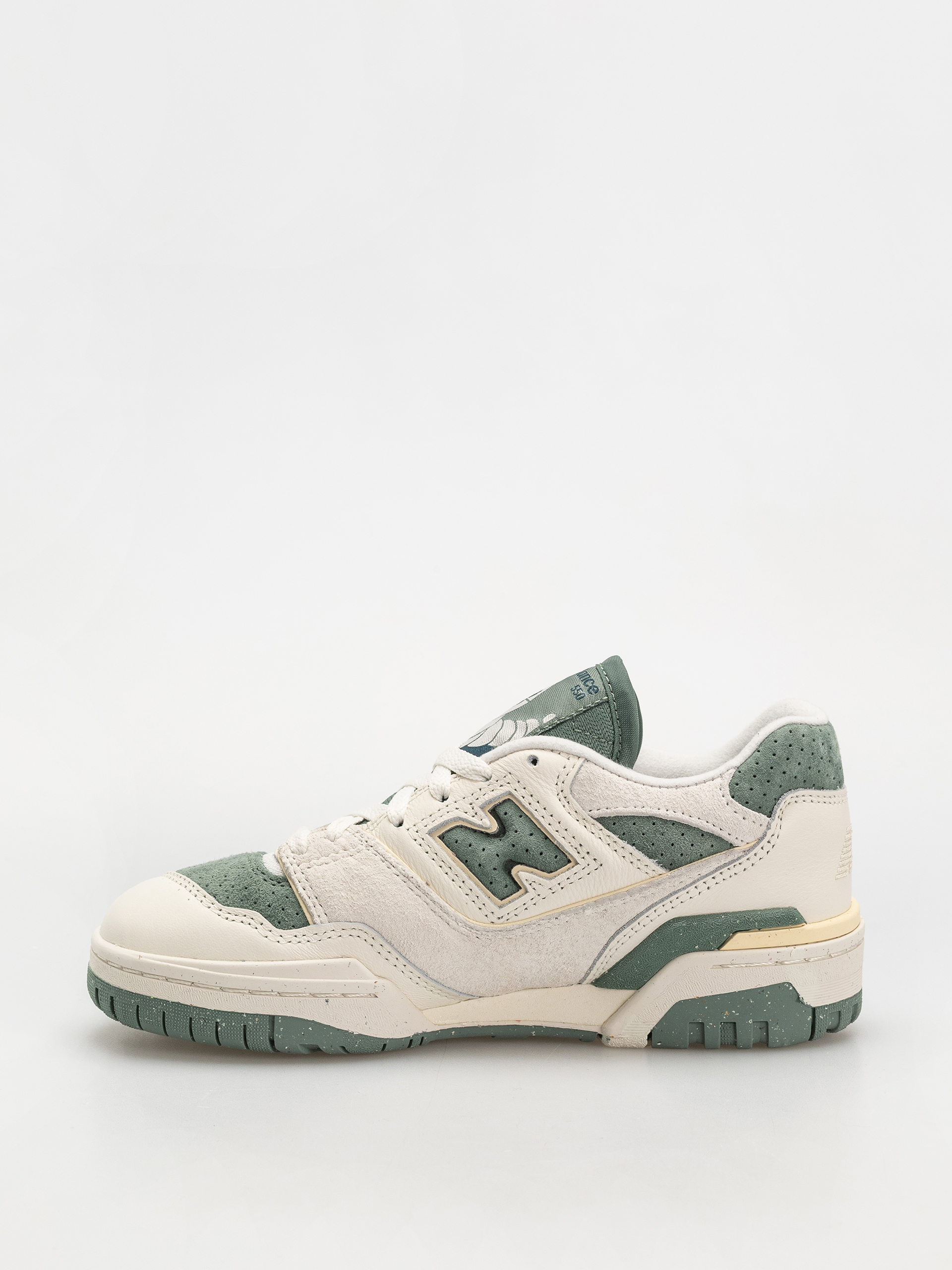 New Balance 550 Wmn Shoes (sea salt)