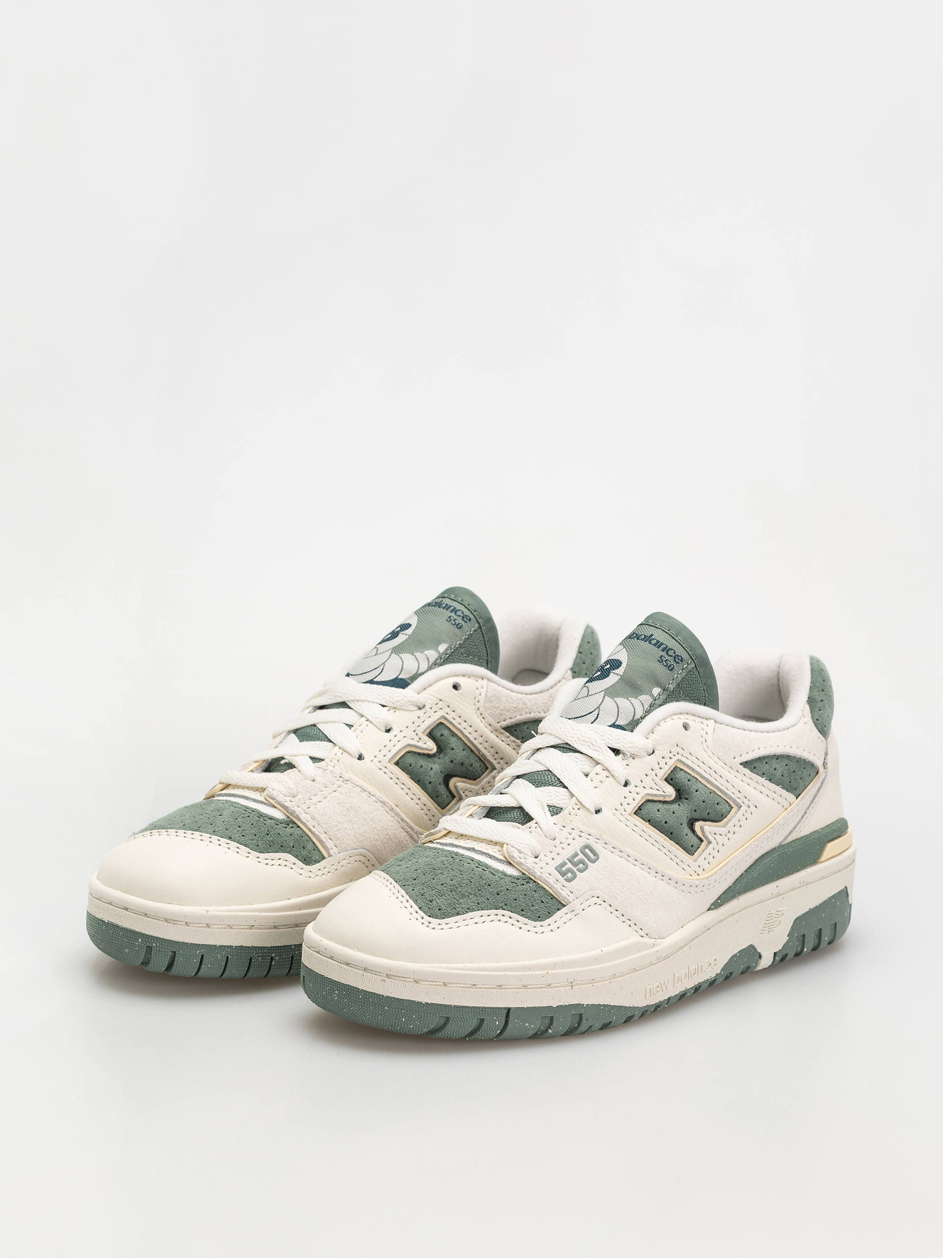 New Balance 550 Wmn Shoes (sea salt)