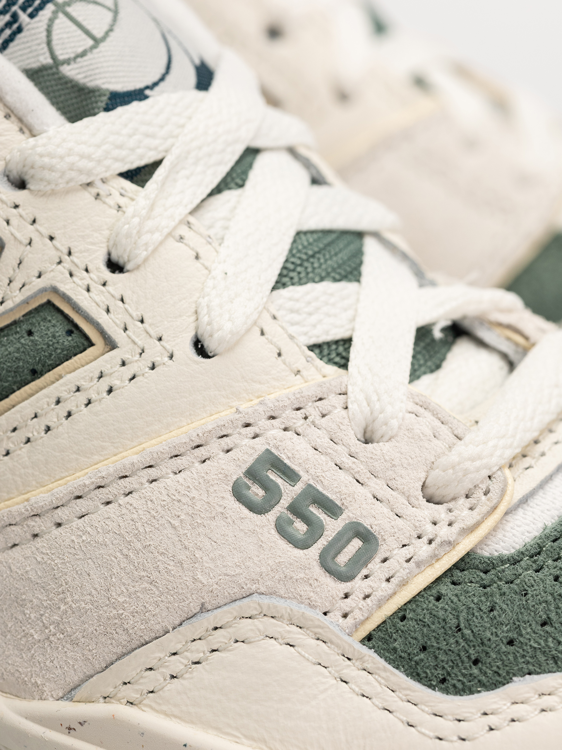 New Balance 550 Wmn Schuhe (sea salt)
