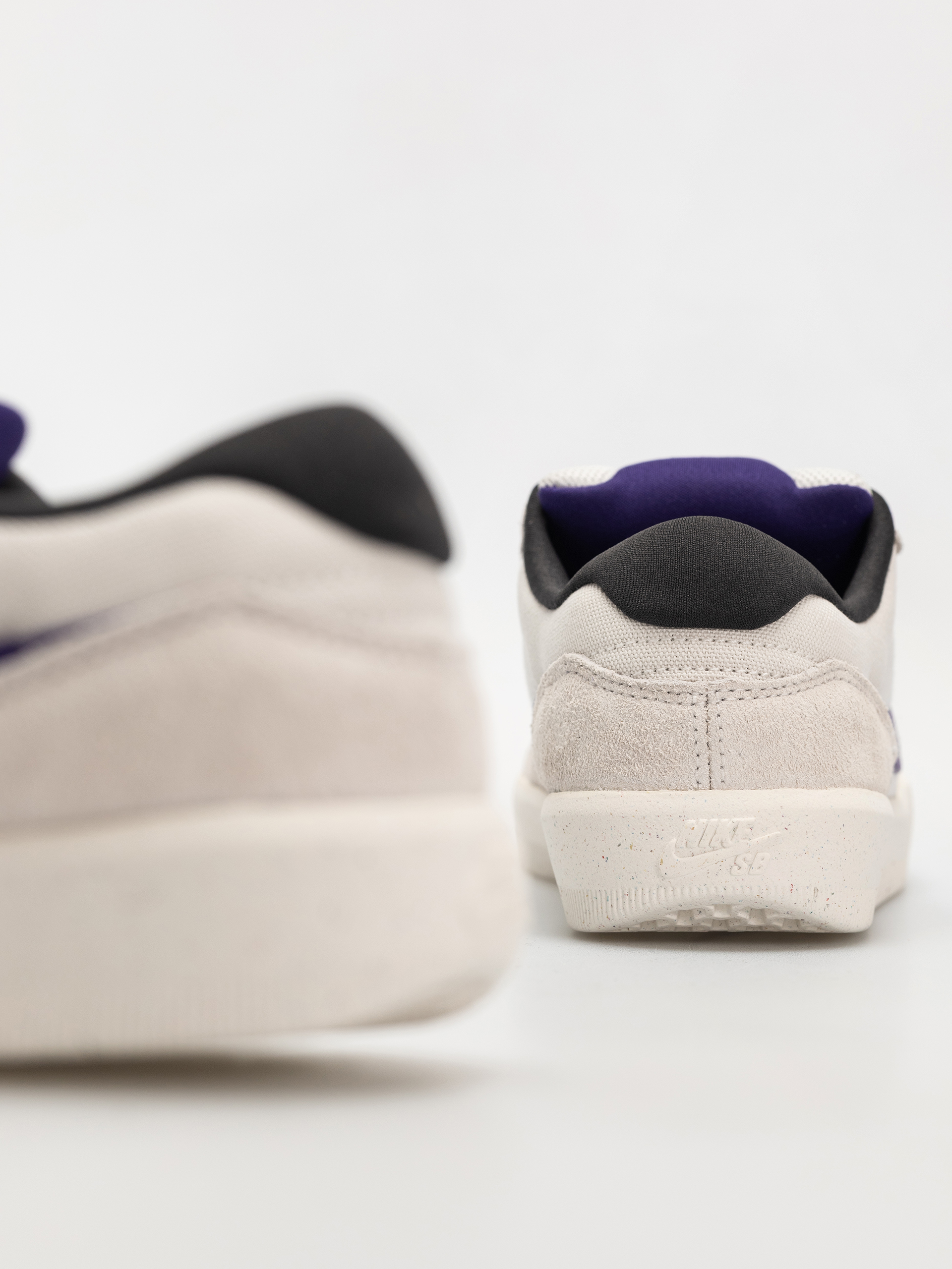 Nike SB Force 58 Shoes (phantom/court purple summit white)