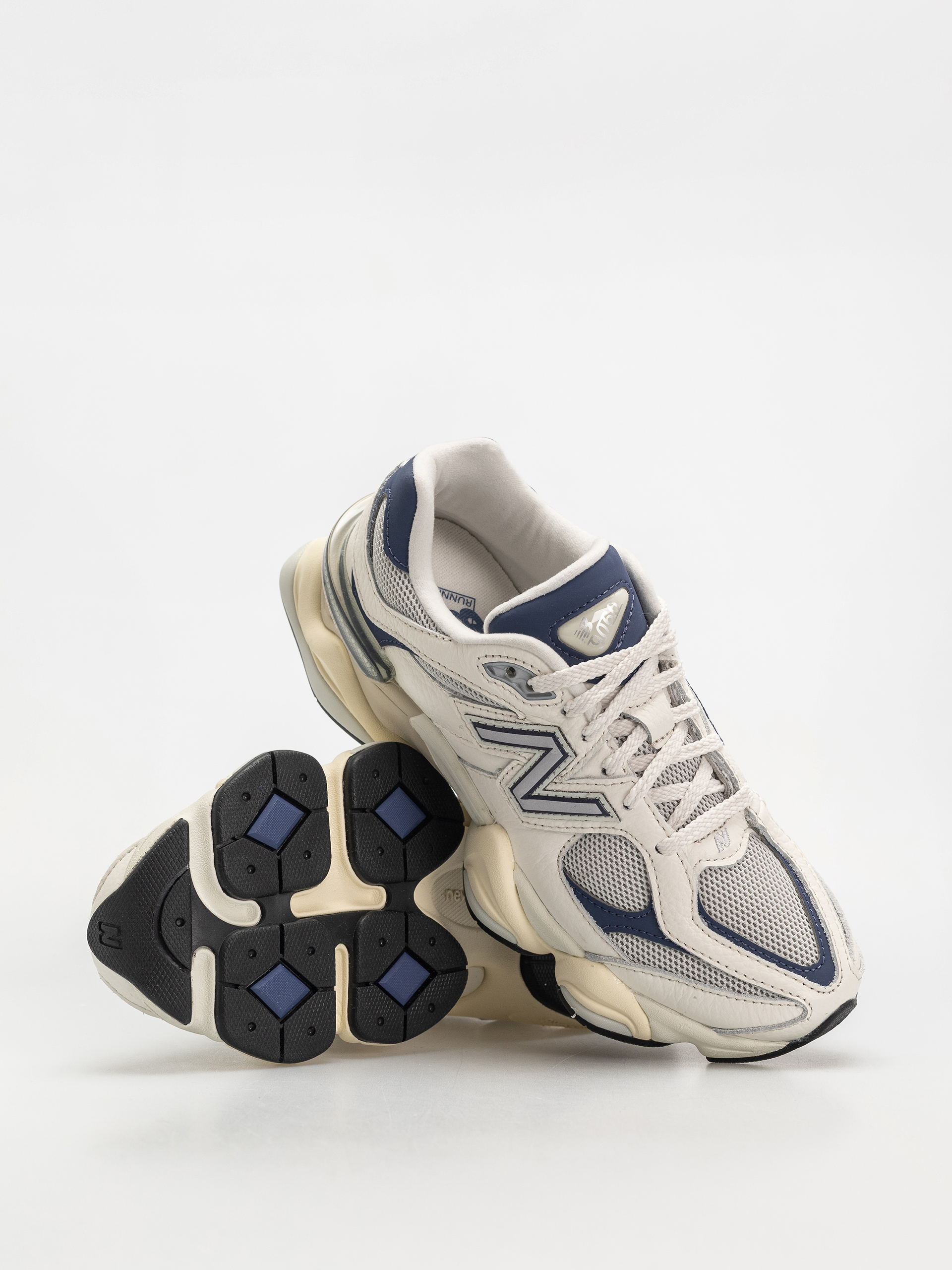 New Balance 9060 Schuhe (sea salt)