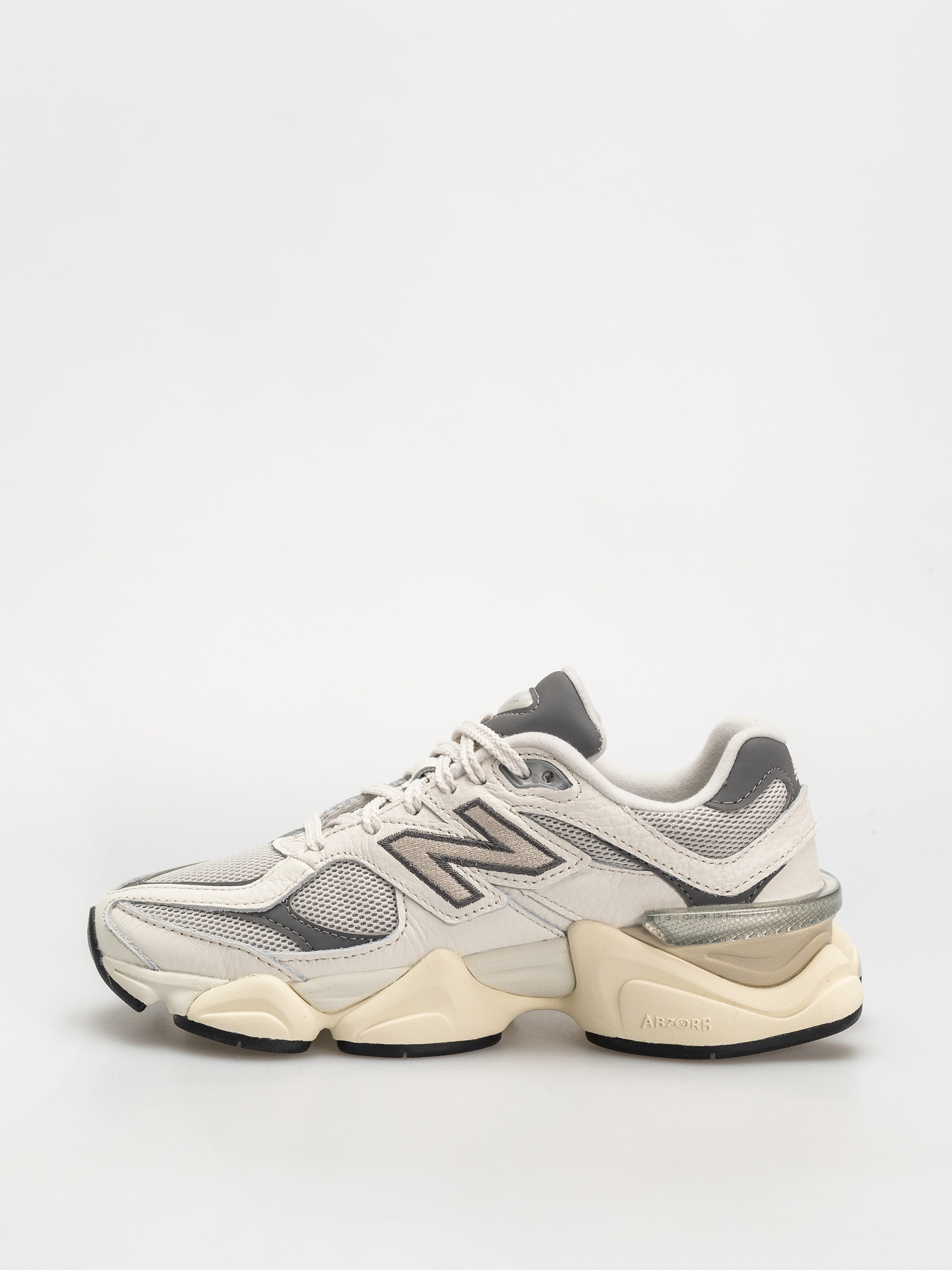 New Balance 9060 Shoes (sea salt)