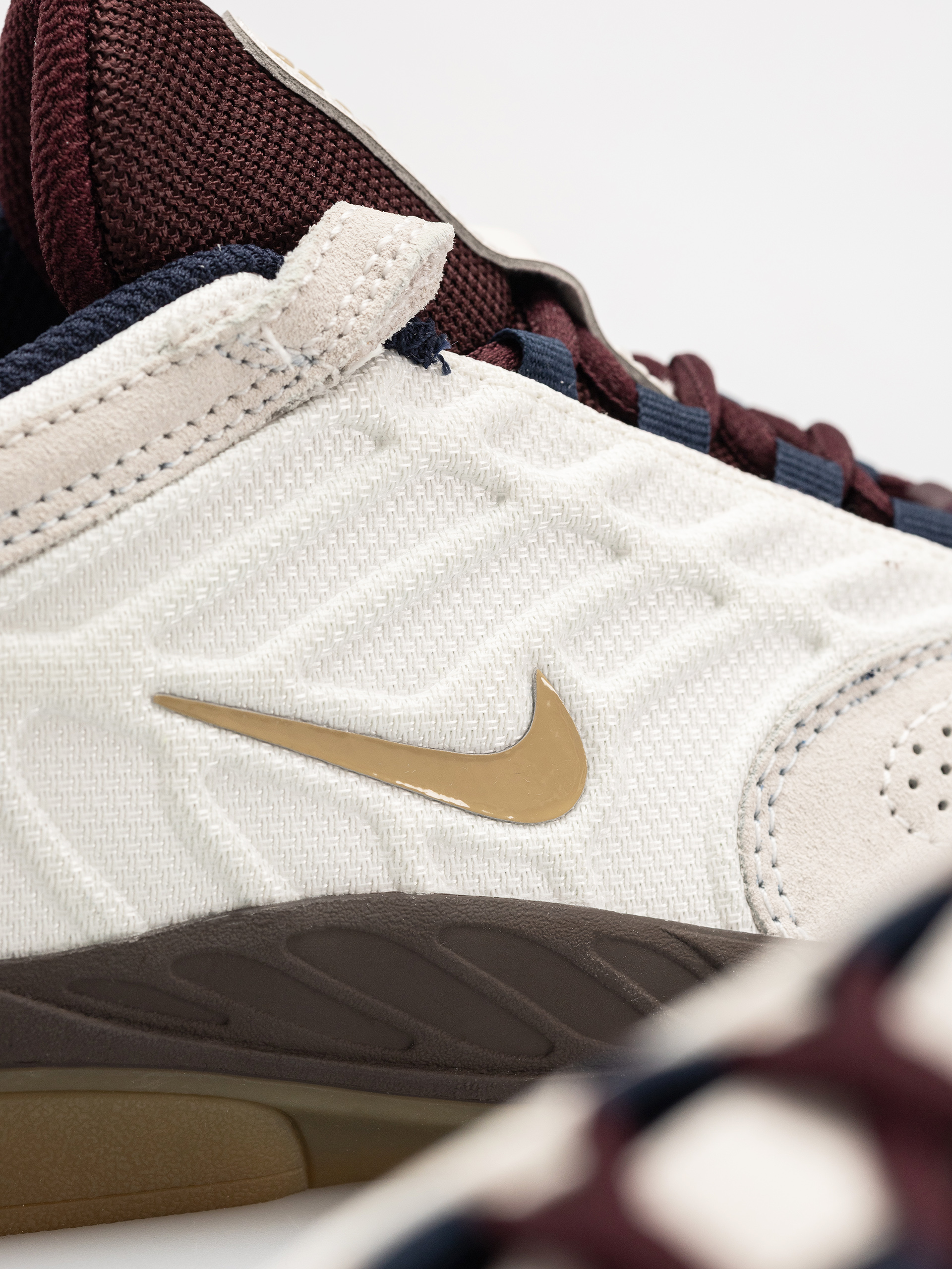 Nike SB Vertebrae Shoes (phantom/parachute beige burgundy crush)