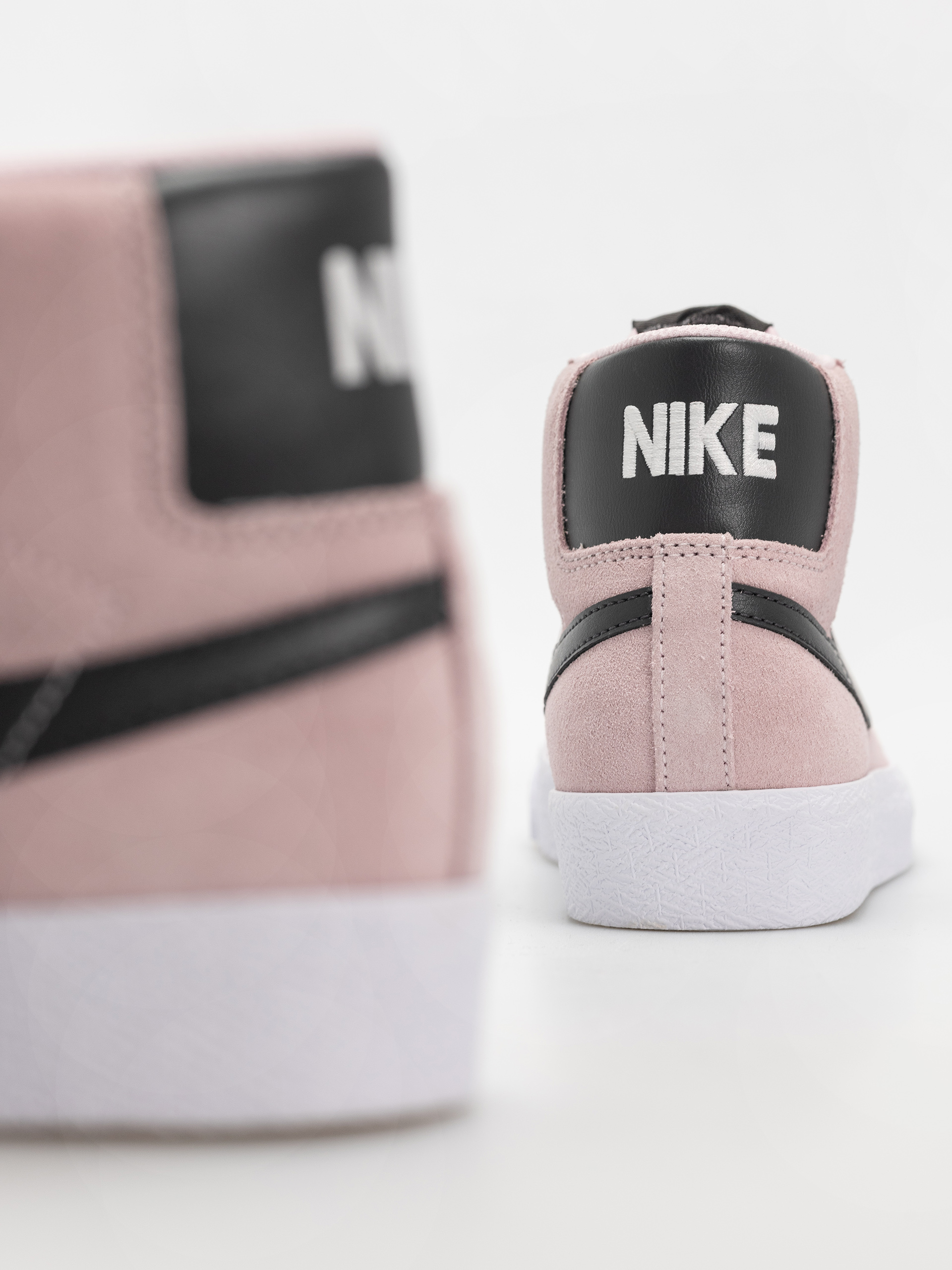 Nike SB Zoom Blazer Mid Shoes (pink foam/anthracite white gum yellow)