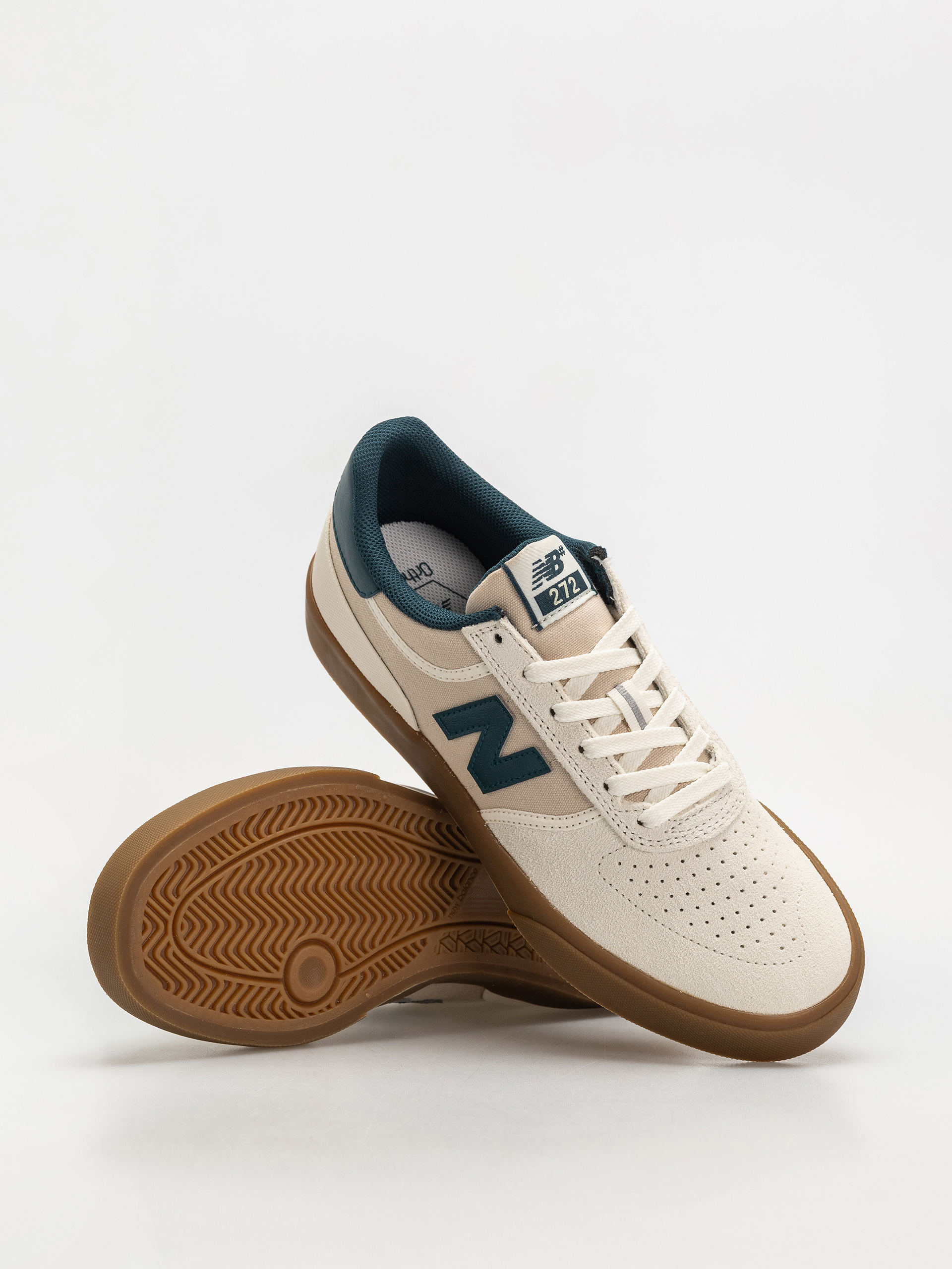 New Balance 272 Shoes - beige (white)